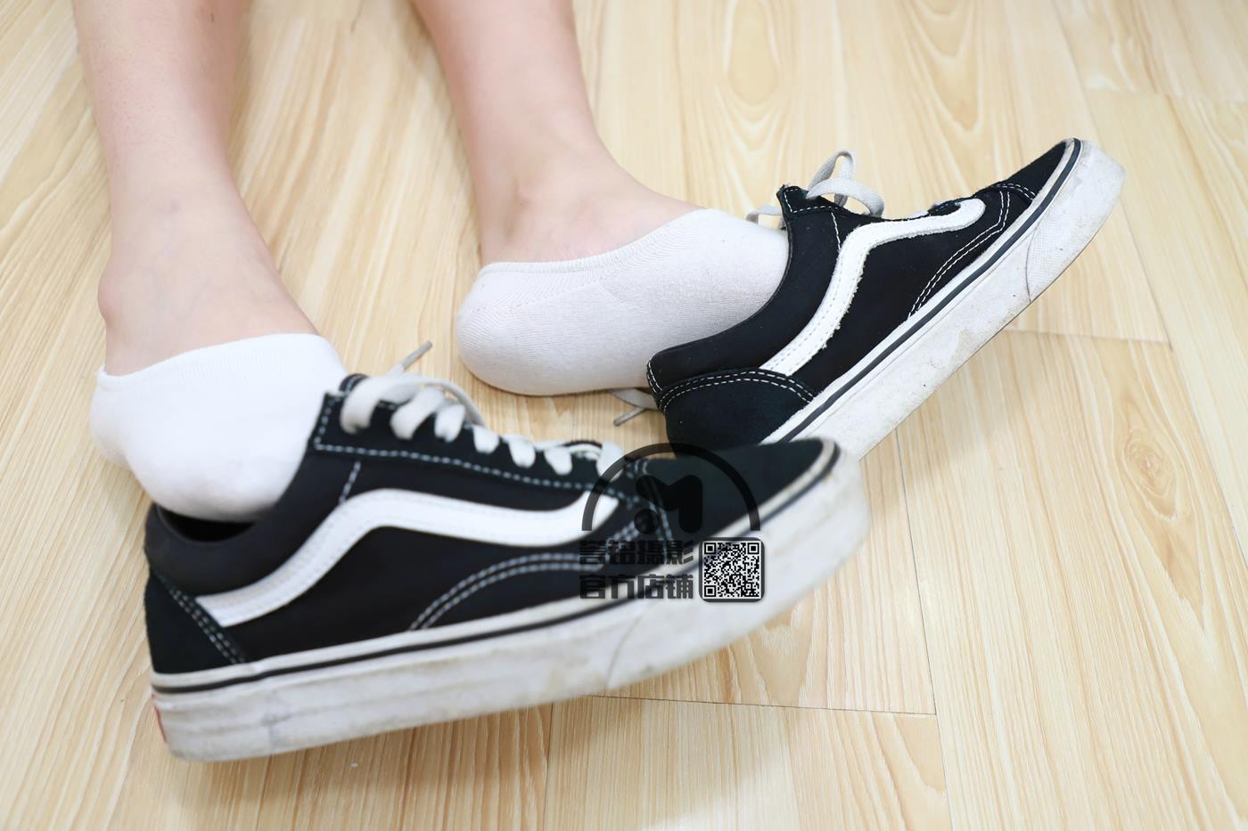 图片[22]-[誉铭传媒]袜足摄影 2020年《客户群第四套作品》[74P] – 速更版-美库