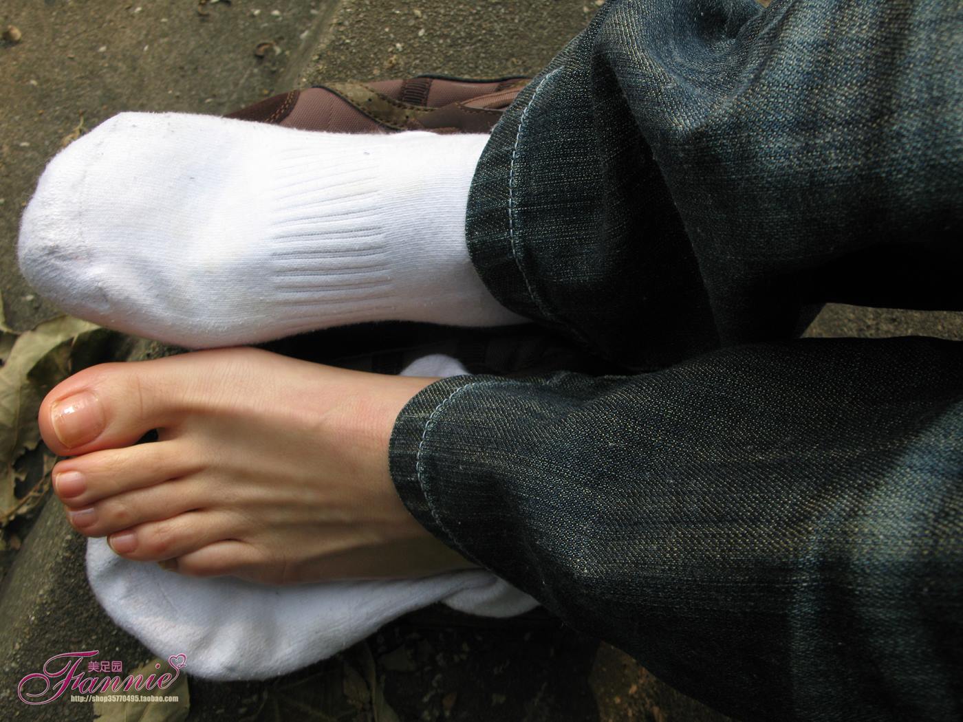 图片[39]-Fannie芬妮每足园 No.111 冬日午后的阳光（裸足） [49P] – 速更版-美库