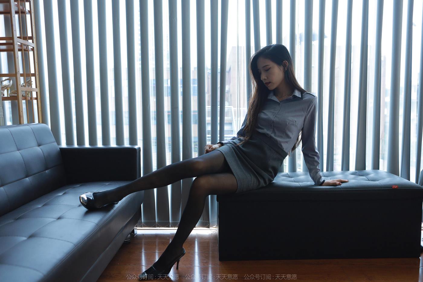 图片[24]-[IESS异思趣向] 2022.11.27 丝享家1281：美子《嘿丝灰裙》[88P] – 速更版-美库