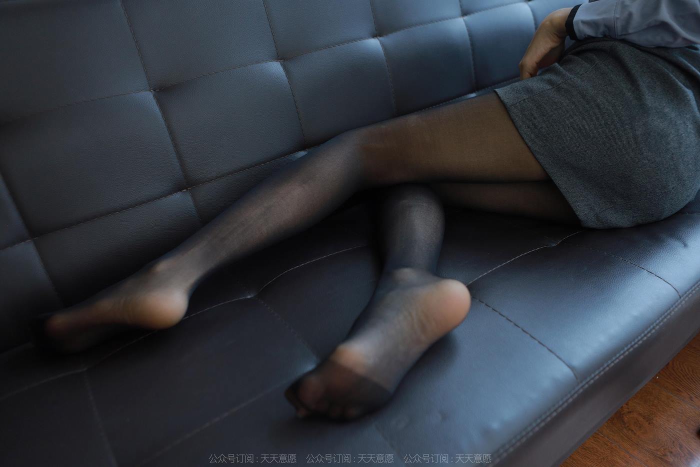 图片[54]-[IESS异思趣向] 2022.11.27 丝享家1281：美子《嘿丝灰裙》[88P] – 速更版-美库