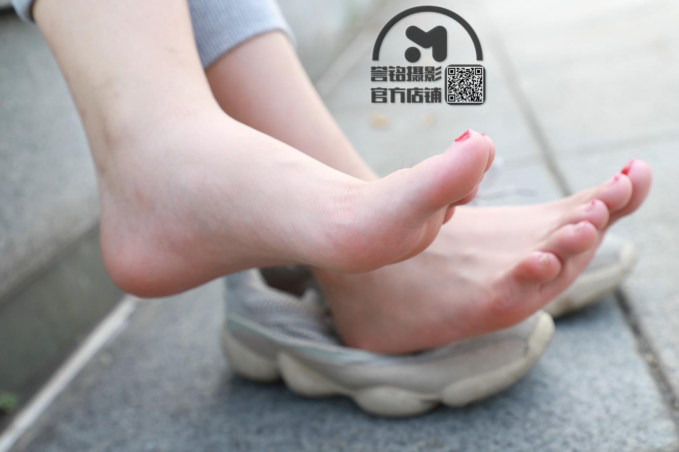 图片[12]-[誉铭传媒]袜足摄影 2020年《客户群第五套作品》[75P] – 速更版-美库