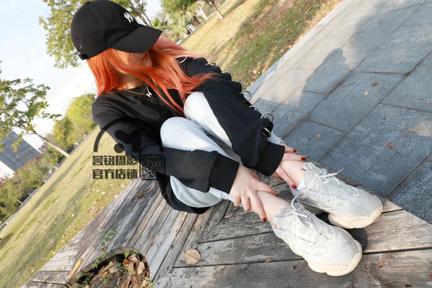 图片[32]-[誉铭传媒]袜足摄影 2020年《客户群第五套作品》[75P] – 速更版-美库