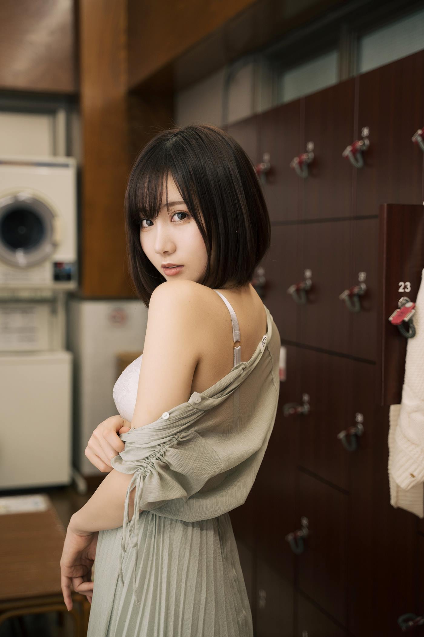 图片[29]-网紅Coser@.けん研(けんけん) 銭汤ヒロイン[135P] – 速更版-美库