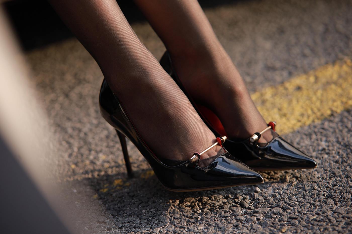 图片[19]-[IESS异思趣向] 2022.11.28 丝享家1282：小金《夕阳下的丝念》[78P] – 速更版-美库