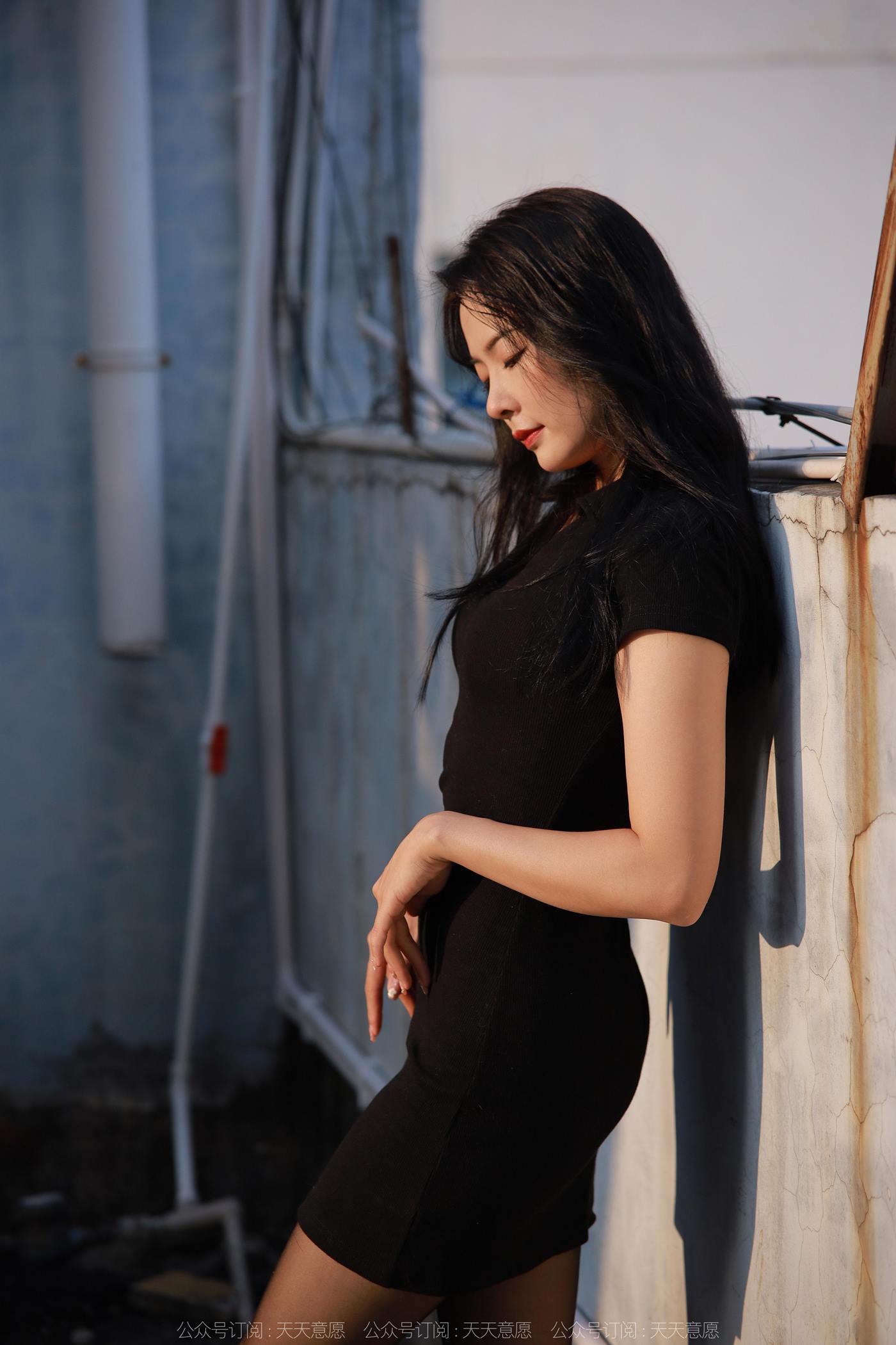 图片[31]-[IESS异思趣向] 2022.11.28 丝享家1282：小金《夕阳下的丝念》[78P] – 速更版-美库