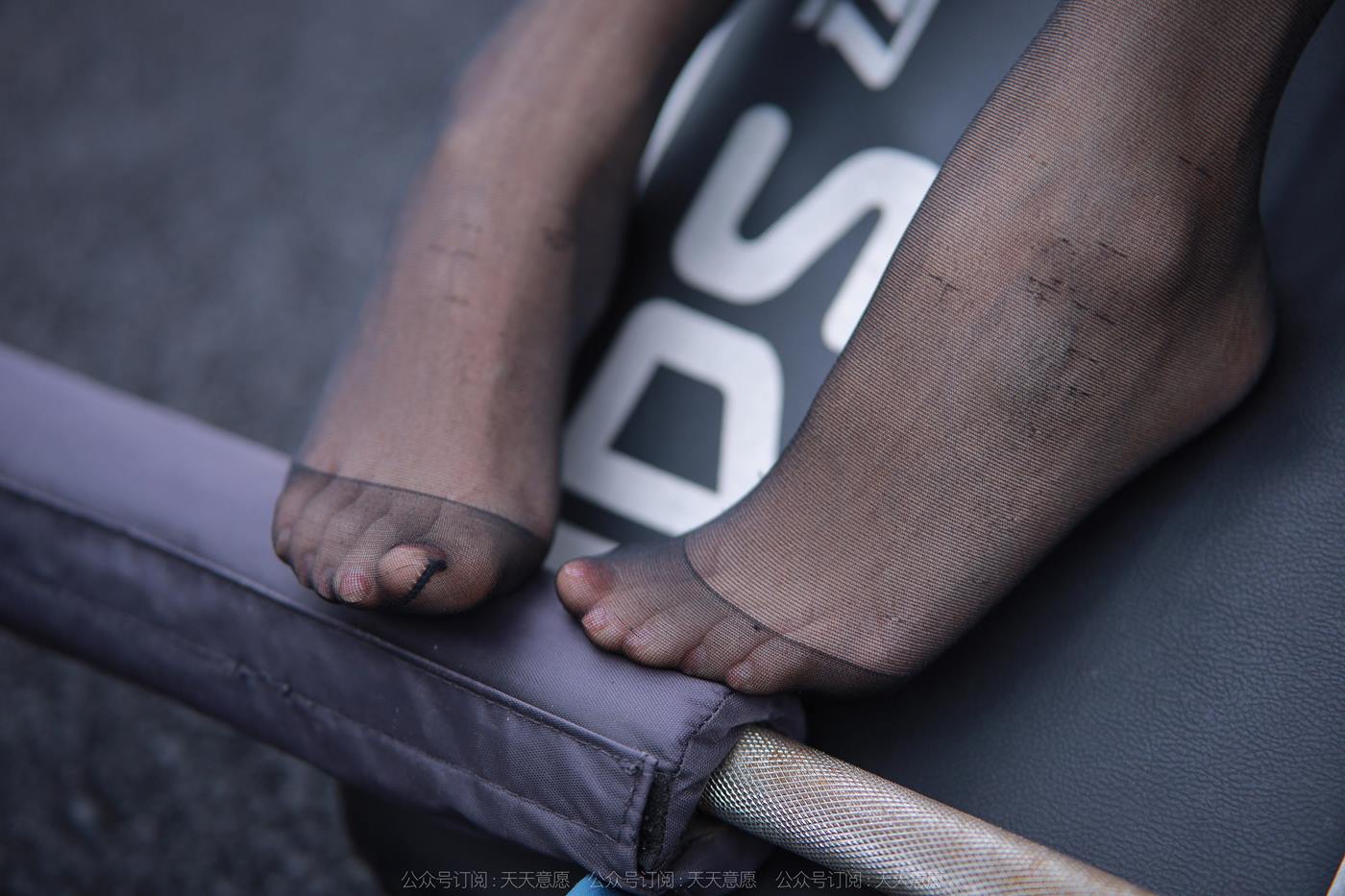 图片[25]-[IESS异思趣向] 2022.11.30 丝享家1284：婉萍《嘿丝女秘》[84P] – 速更版-美库