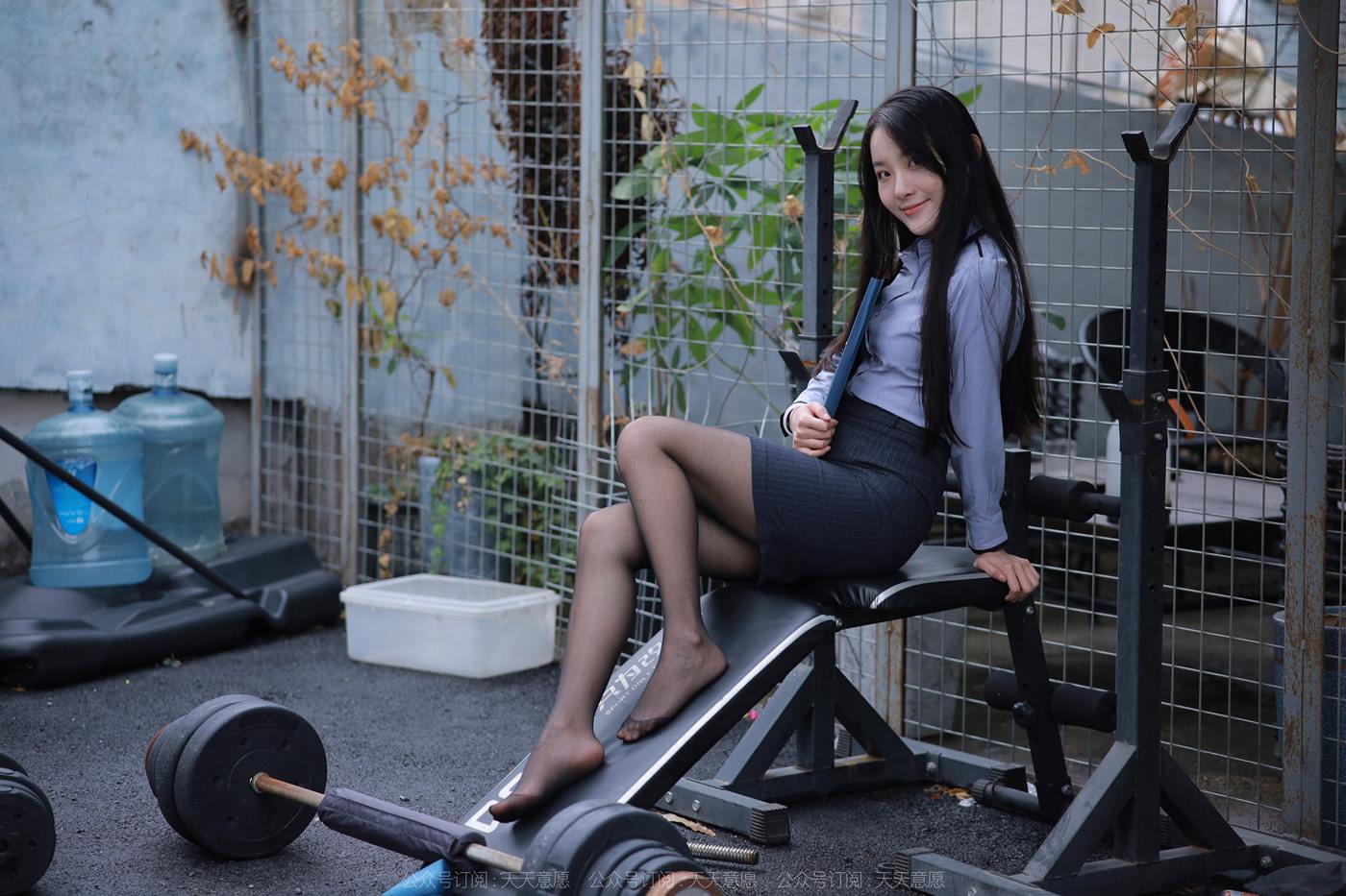 图片[29]-[IESS异思趣向] 2022.11.30 丝享家1284：婉萍《嘿丝女秘》[84P] – 速更版-美库