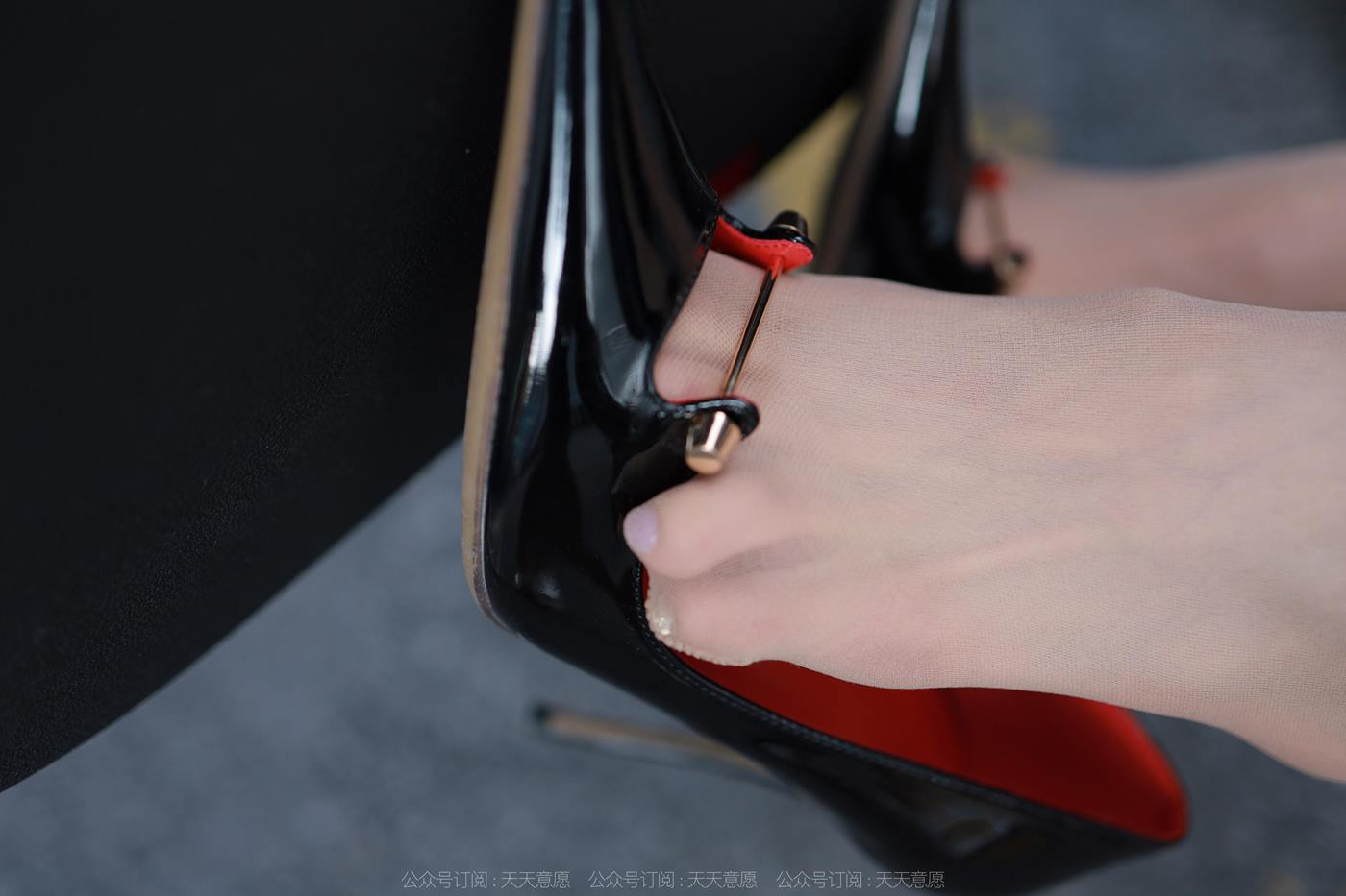 图片[27]-[IESS异思趣向] 2022.12.05 丝享家1289：小六《车内办公》[83P] – 速更版-美库