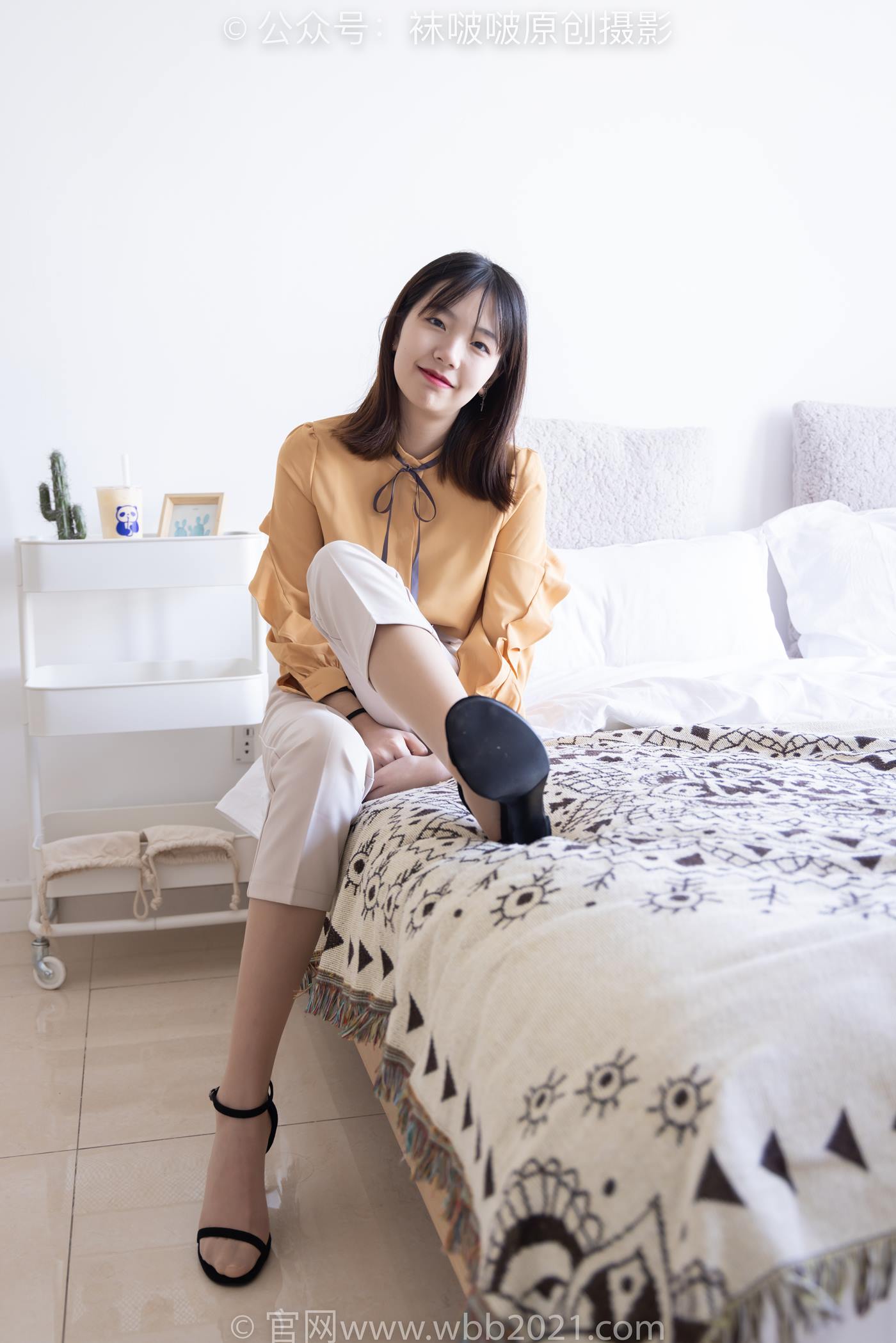 图片[16]-[BoBoSocks袜啵啵]NO.240 小甜豆-三双高跟鞋、肉丝、裸足[154P] – 速更版-美库