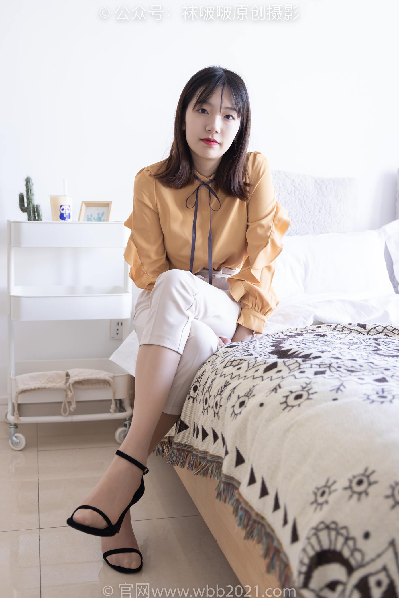 图片[18]-[BoBoSocks袜啵啵]NO.240 小甜豆-三双高跟鞋、肉丝、裸足[154P] – 速更版-美库