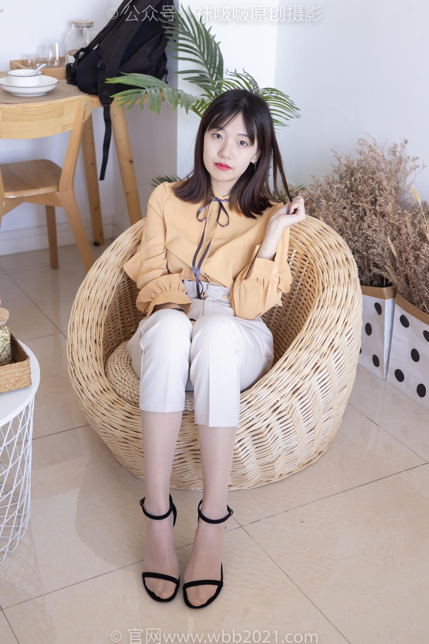 图片[26]-[BoBoSocks袜啵啵]NO.240 小甜豆-三双高跟鞋、肉丝、裸足[154P] – 速更版-美库