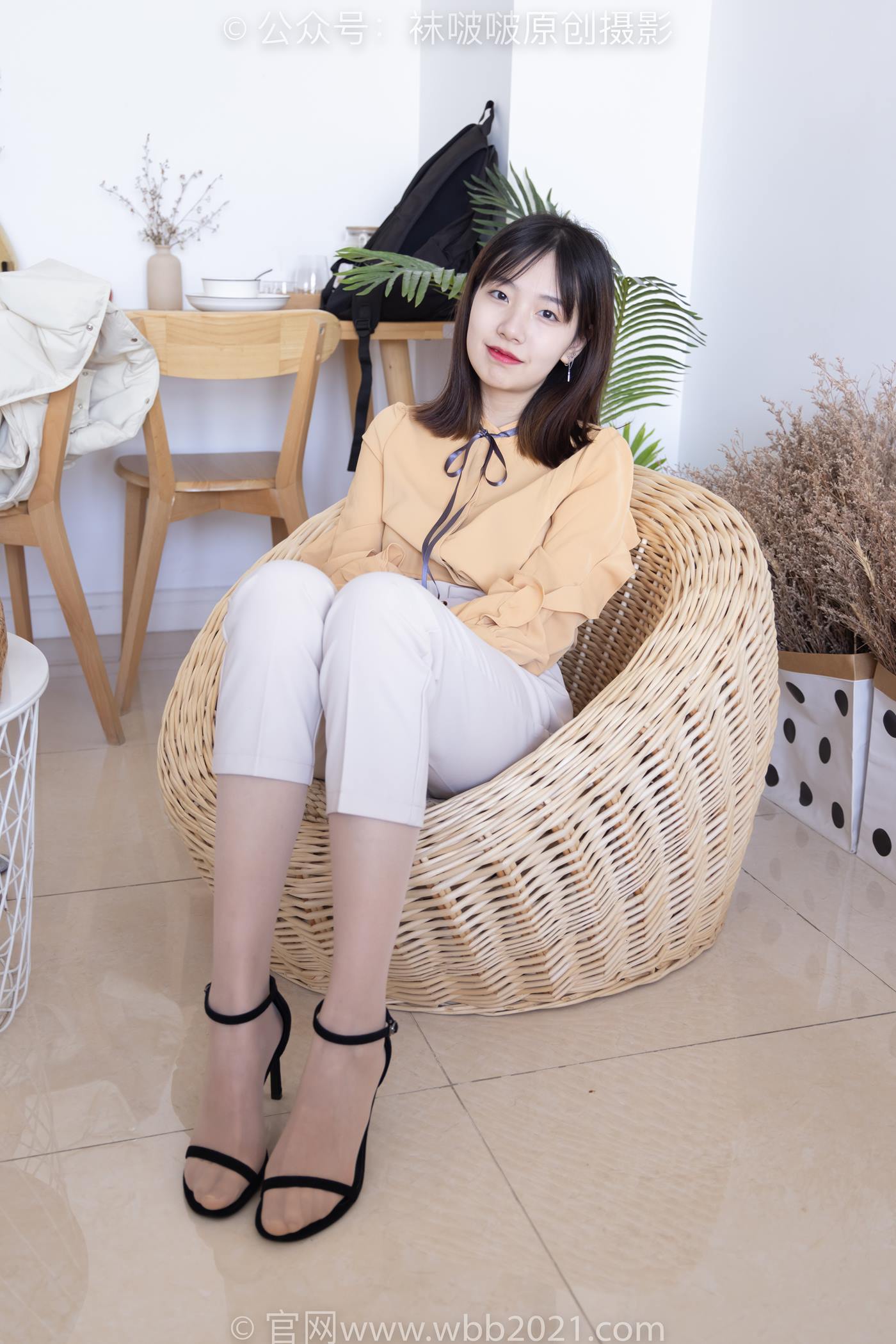 图片[27]-[BoBoSocks袜啵啵]NO.240 小甜豆-三双高跟鞋、肉丝、裸足[154P] – 速更版-美库