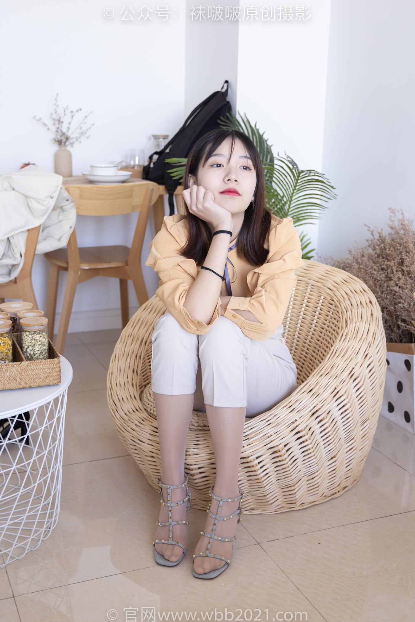 图片[29]-[BoBoSocks袜啵啵]NO.240 小甜豆-三双高跟鞋、肉丝、裸足[154P] – 速更版-美库