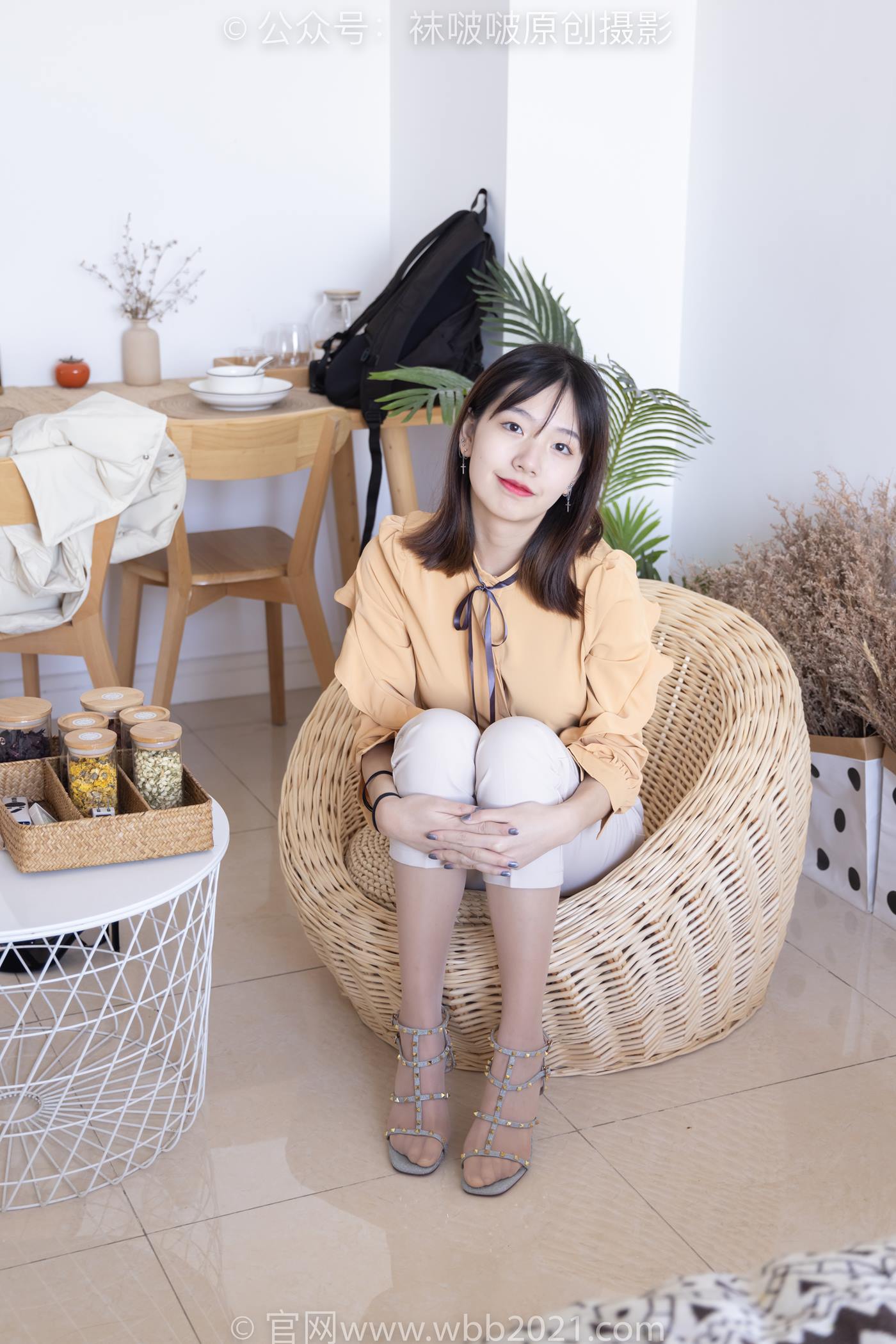 图片[31]-[BoBoSocks袜啵啵]NO.240 小甜豆-三双高跟鞋、肉丝、裸足[154P] – 速更版-美库