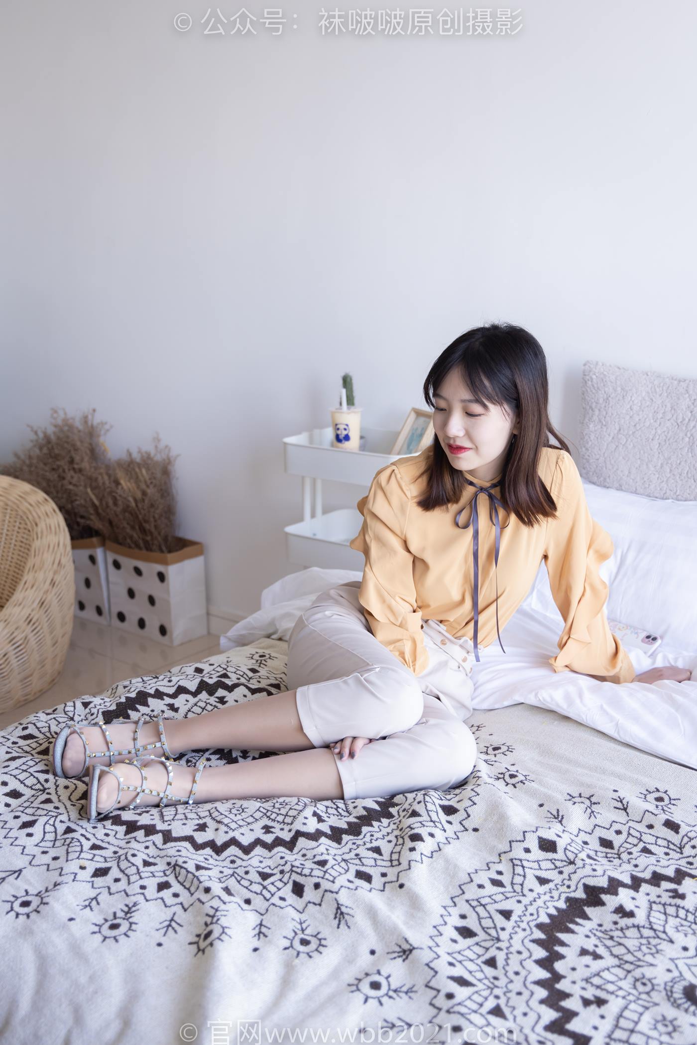 图片[41]-[BoBoSocks袜啵啵]NO.240 小甜豆-三双高跟鞋、肉丝、裸足[154P] – 速更版-美库