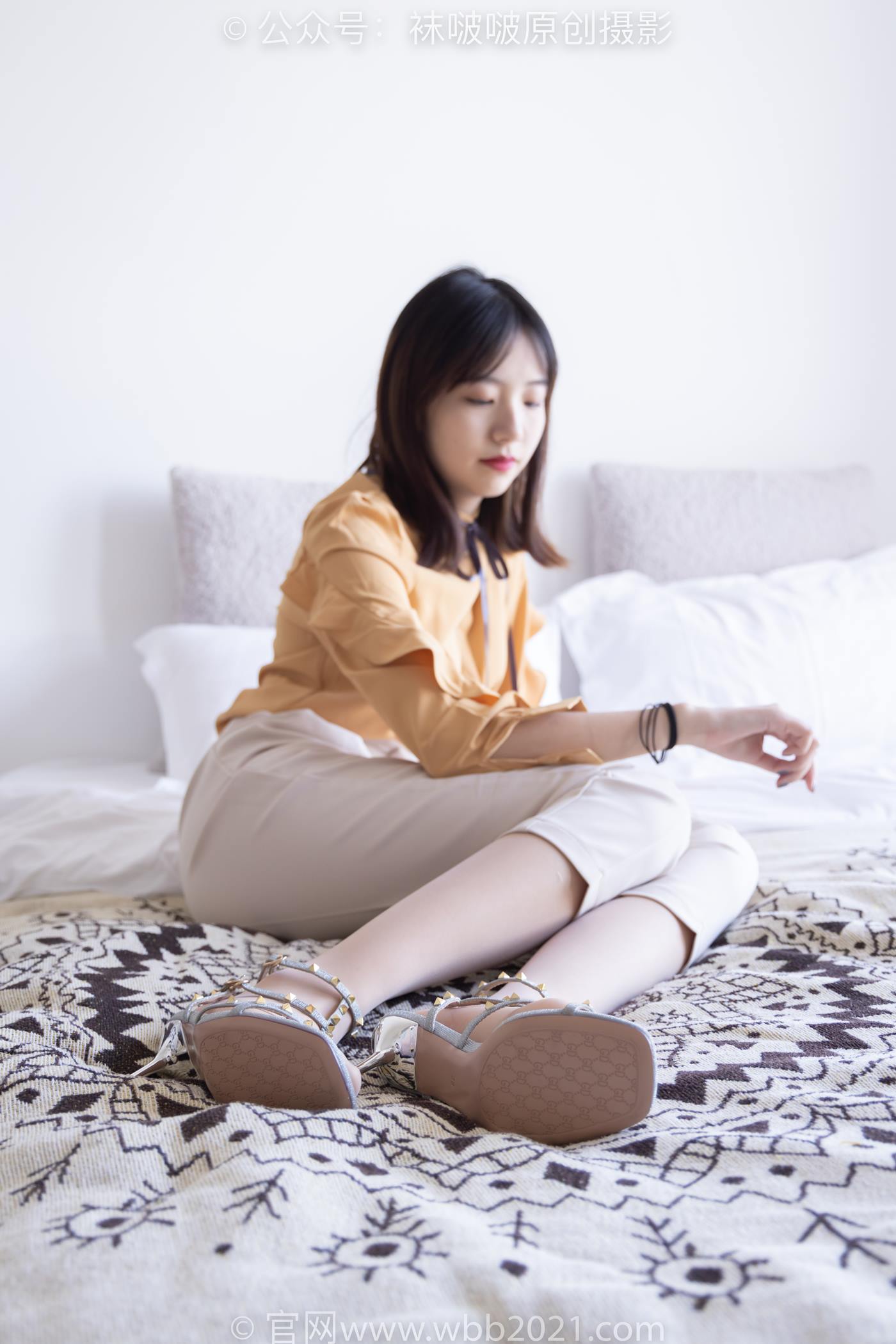 图片[43]-[BoBoSocks袜啵啵]NO.240 小甜豆-三双高跟鞋、肉丝、裸足[154P] – 速更版-美库