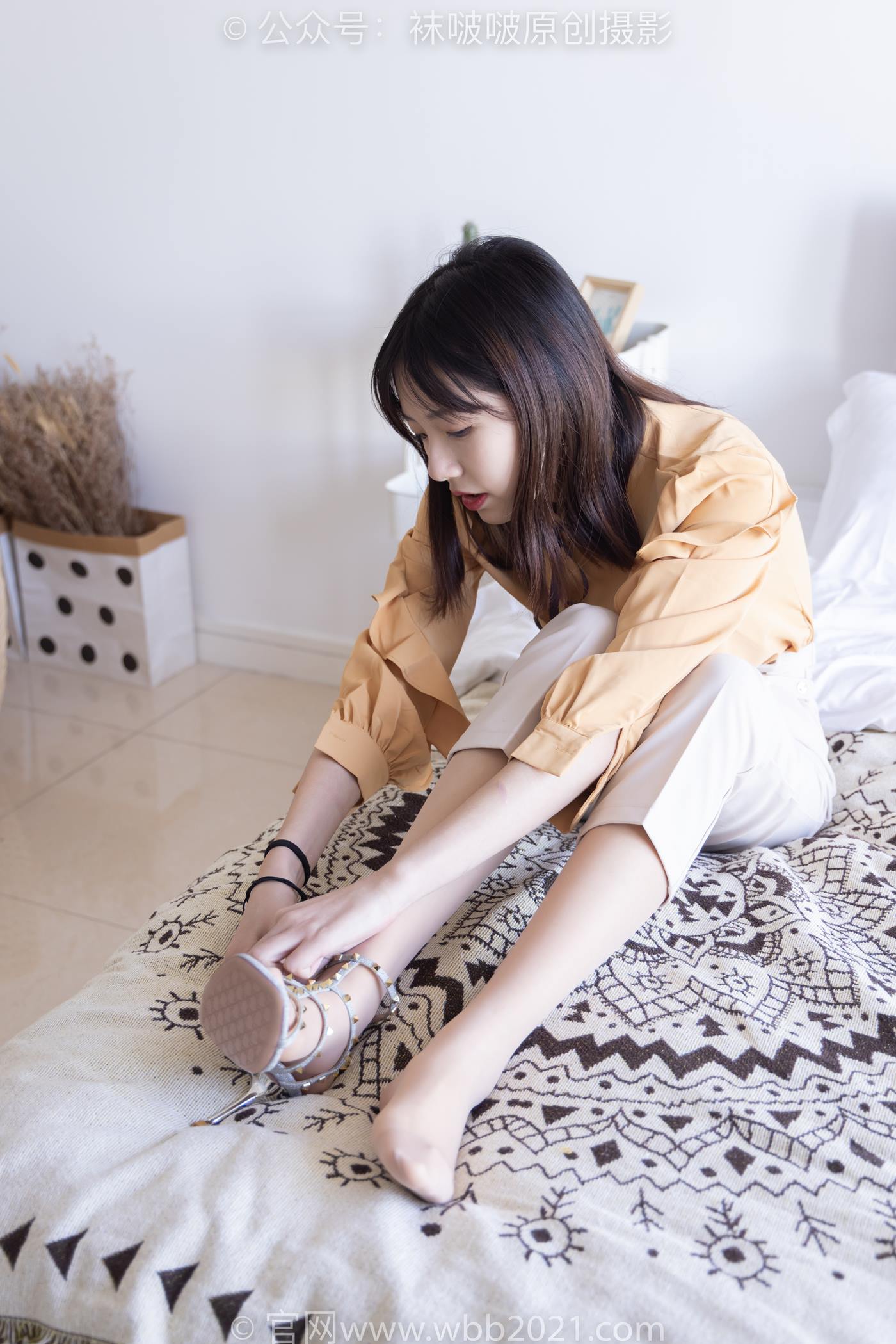 图片[60]-[BoBoSocks袜啵啵]NO.240 小甜豆-三双高跟鞋、肉丝、裸足[154P] – 速更版-美库