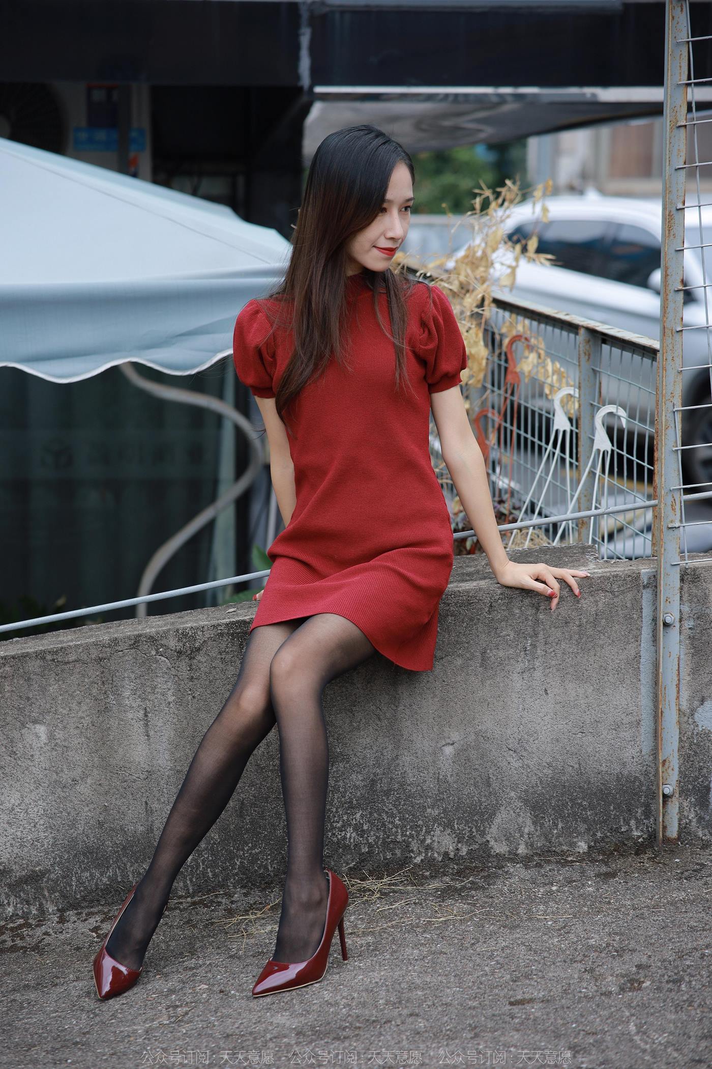 图片[43]-[IESS异思趣向] 2022.12.09 丝享家1293：美子《酒红高跟鞋》[77P] – 速更版-美库