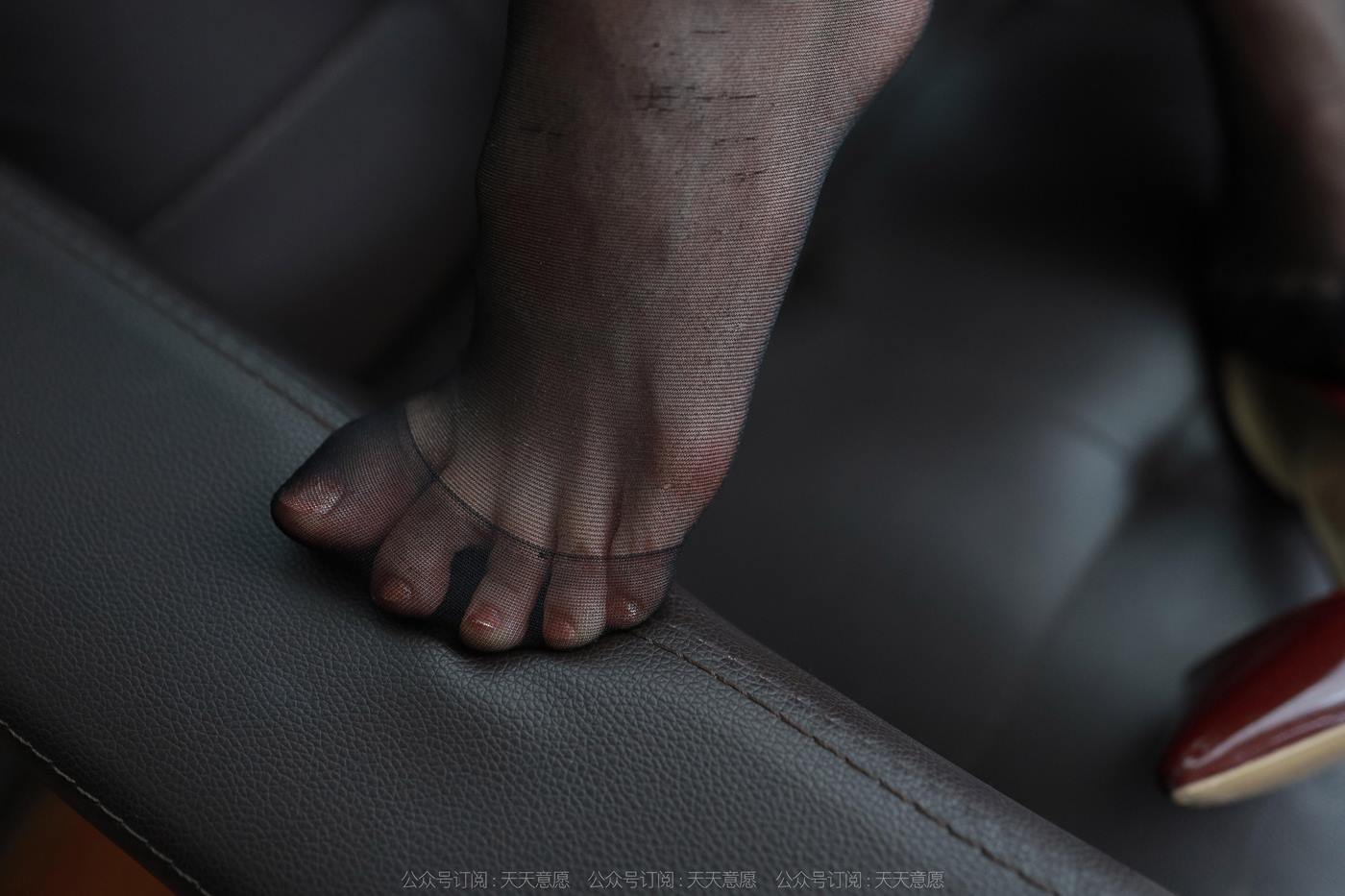 图片[20]-[IESS异思趣向] 2022.12.11 丝享家1295：团团《暗里着迷》[89P] – 速更版-美库