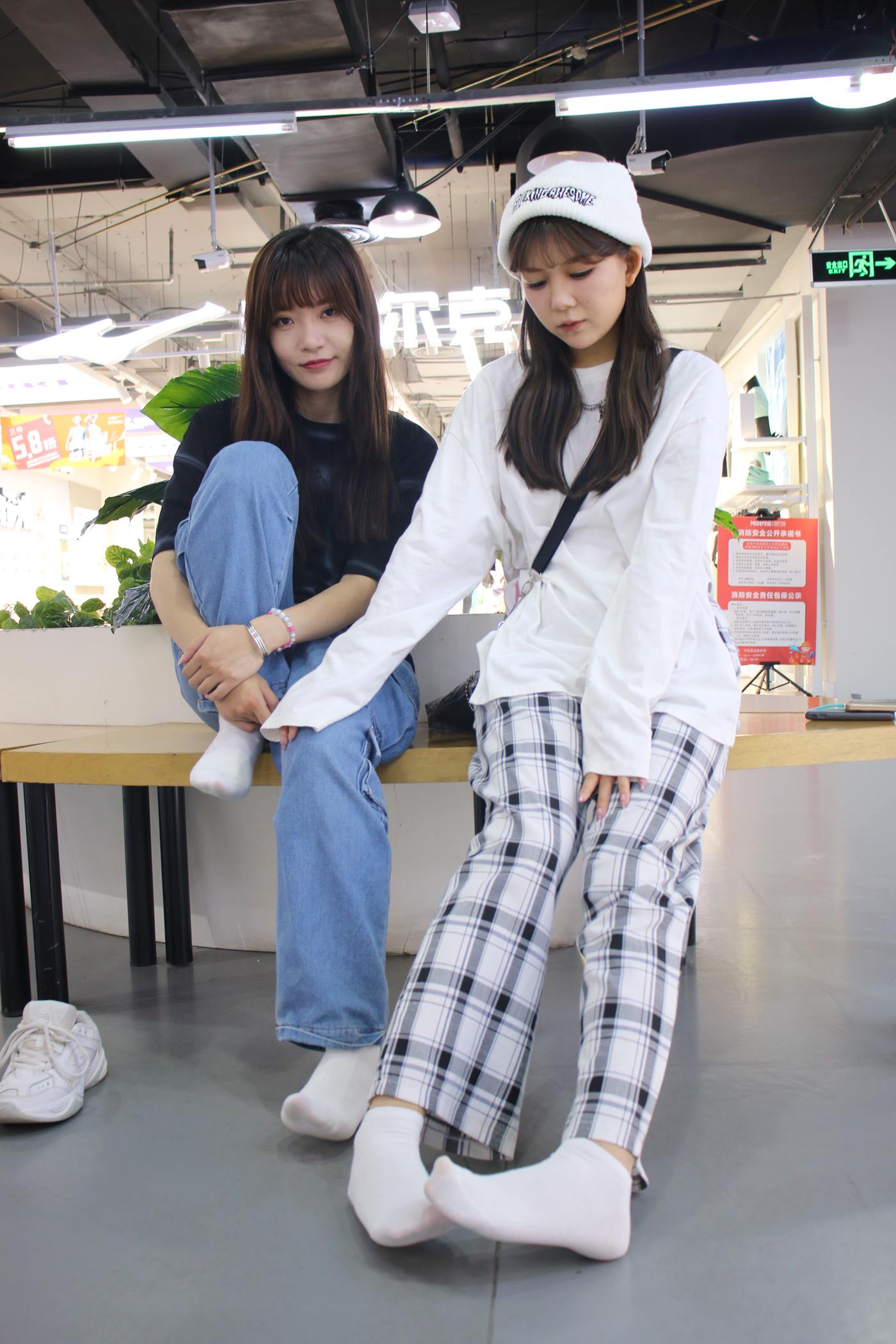 图片[100]-[织梦映像] NO.009 商场双姝-鸳鸯双宿蝶双飞 1 [130P] – 速更版-美库