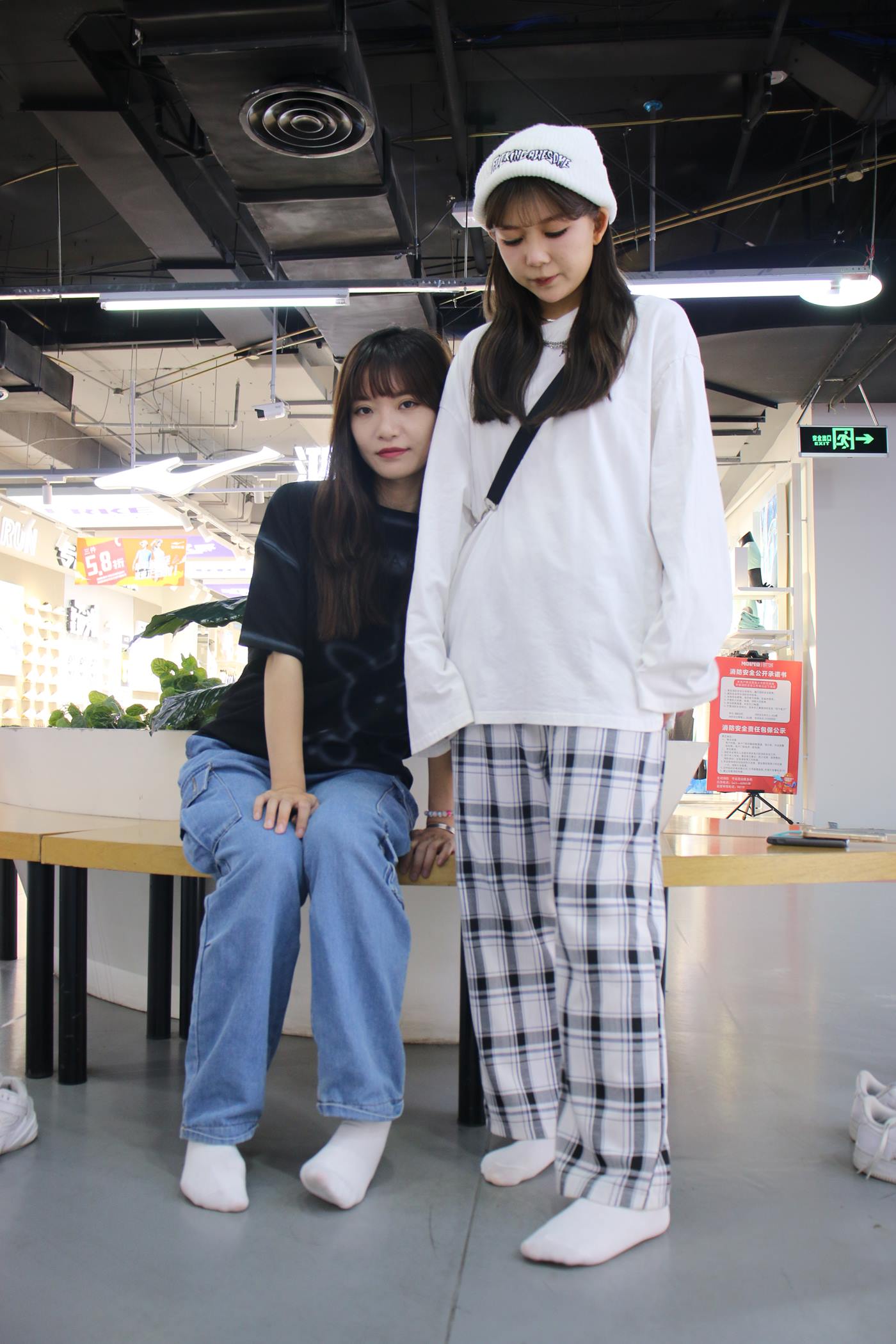 图片[104]-[织梦映像] NO.009 商场双姝-鸳鸯双宿蝶双飞 1 [130P] – 速更版-美库