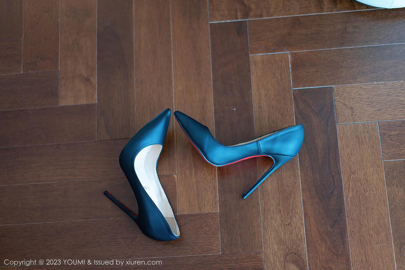 图片[20]-[YOUMI尤蜜荟] 2023.06.12 VOL.950 允爾 短裙美臀[30P] – 速更版-美库