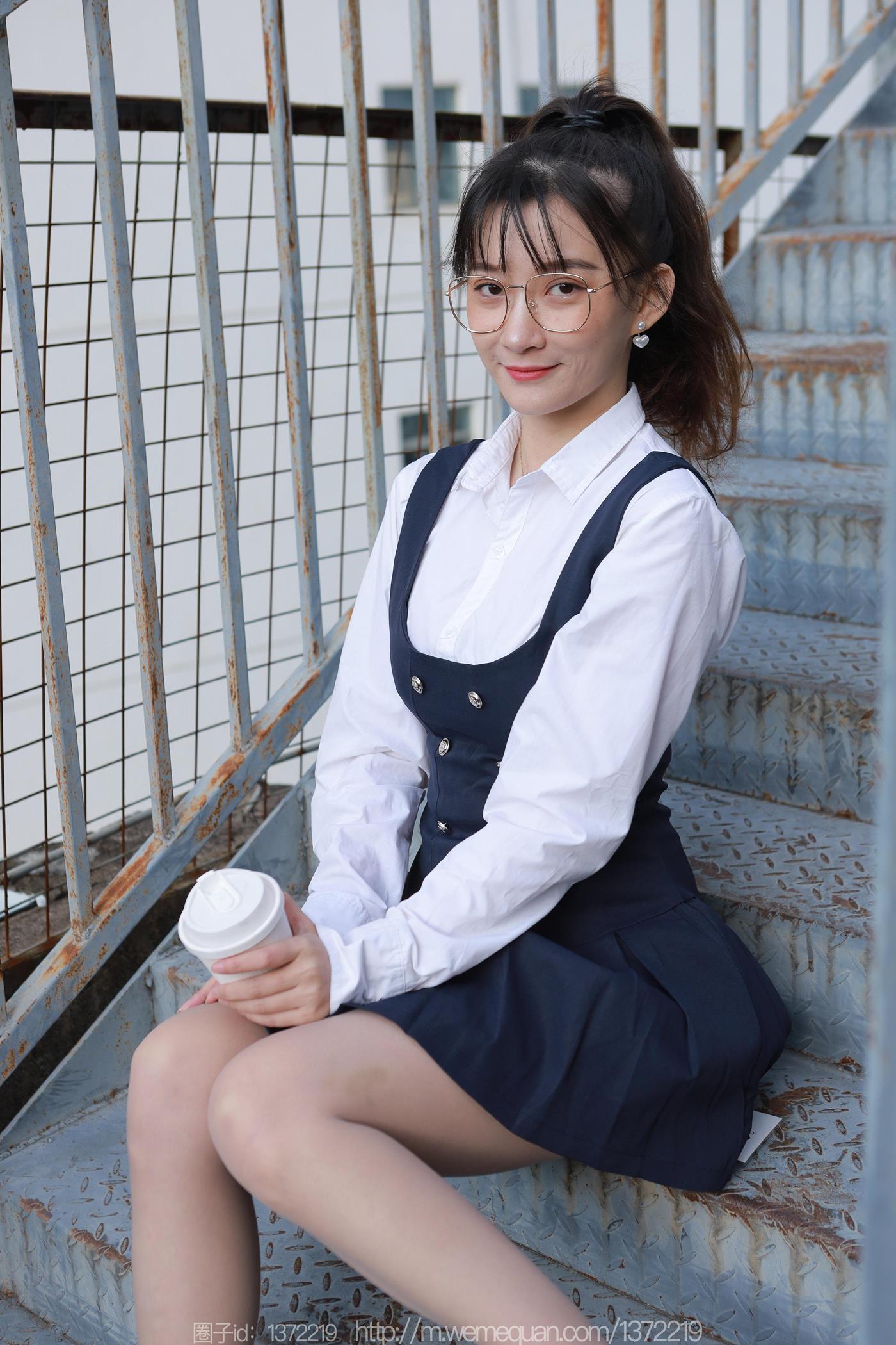 图片[12]-[IESS异思趣向] 2022.12.13 丝享家1297：秋秋《楼梯偶遇婉萍》[79P] – 速更版-美库