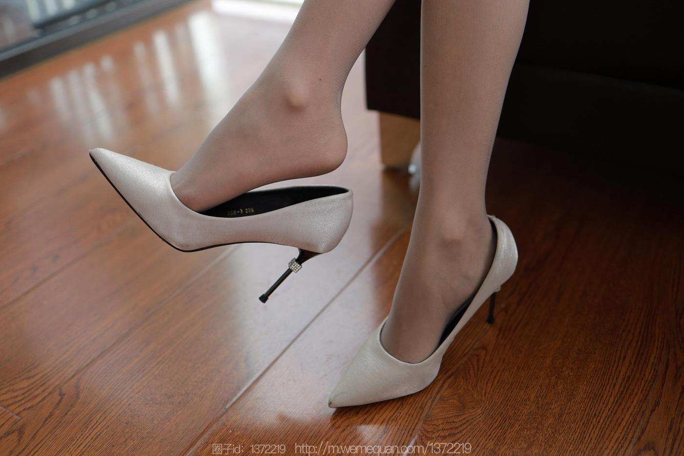 图片[79]-[IESS异思趣向] 2022.12.14 丝享家1298：婉萍《熊猫配色》[84P] – 速更版-美库