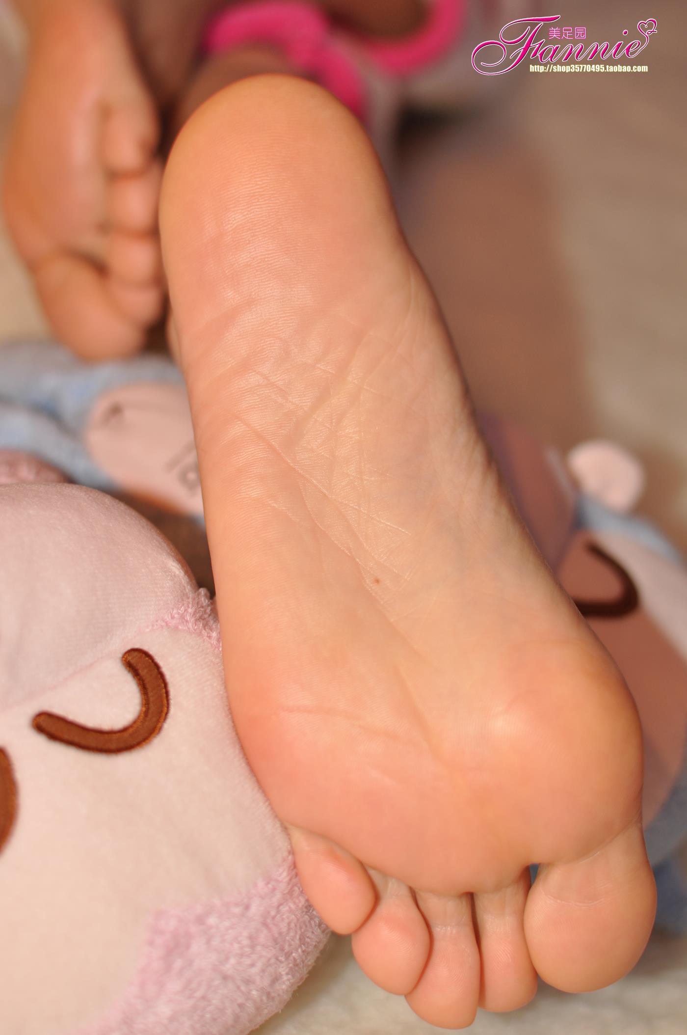 图片[38]-Fannie芬妮每足园 No.117 冬夜偶遇玩偶 [89P] – 速更版-美库