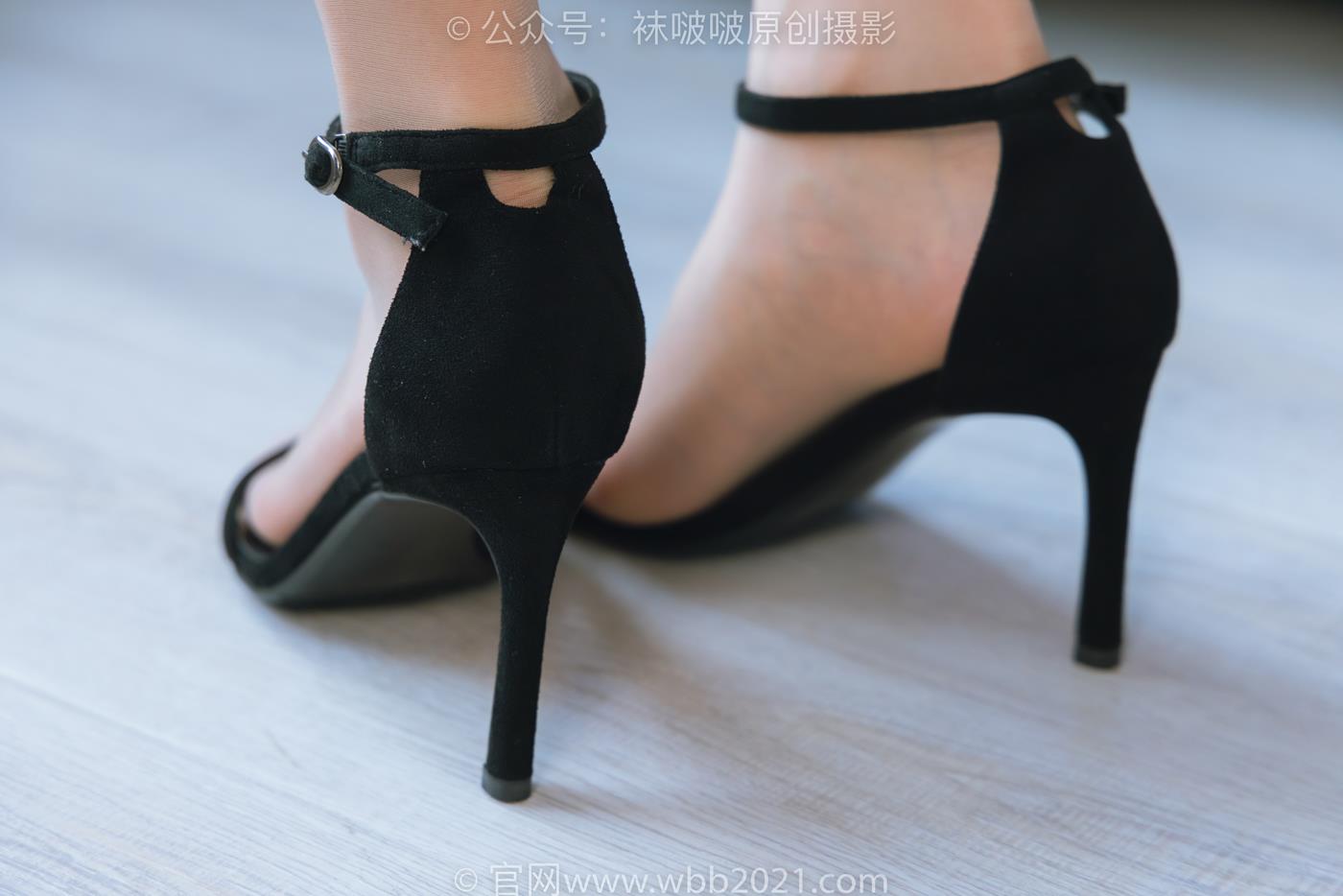 图片[27]-[BoBoSocks袜啵啵]NO.241 小沫-三双高跟鞋、肉丝、裸足[142P] – 速更版-美库