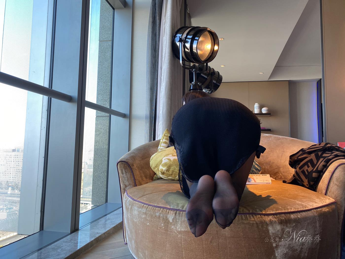 图片[14]-安乔乔  年会过后 [76P] – 速更版-美库