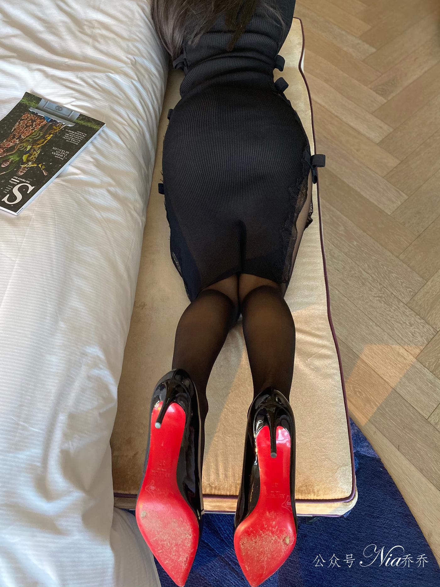 图片[53]-安乔乔  年会过后 [76P] – 速更版-美库