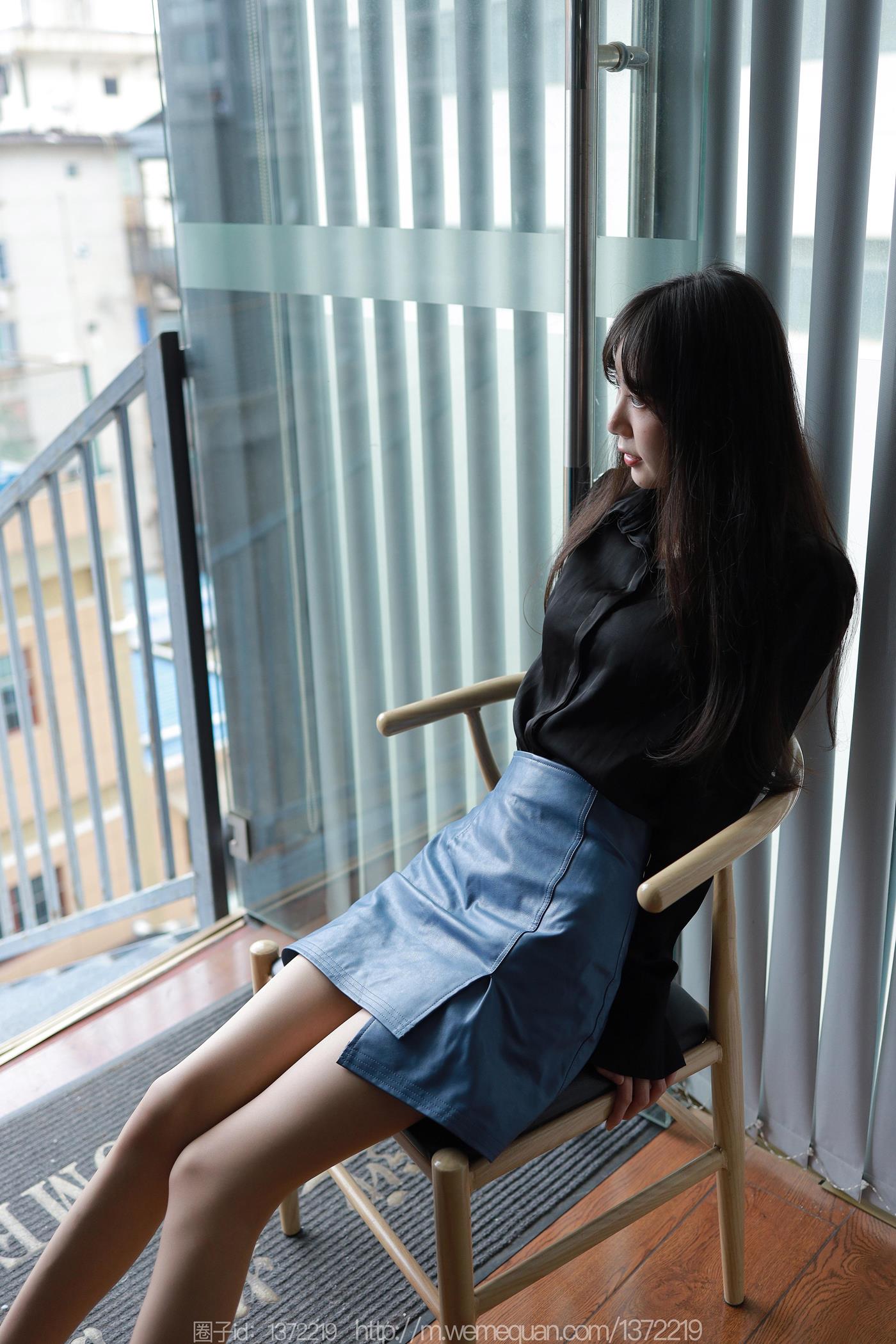 图片[40]-[IESS异思趣向] 2022.12.18 丝享家1302：团团《迷人的蓝色》[84P] – 速更版-美库