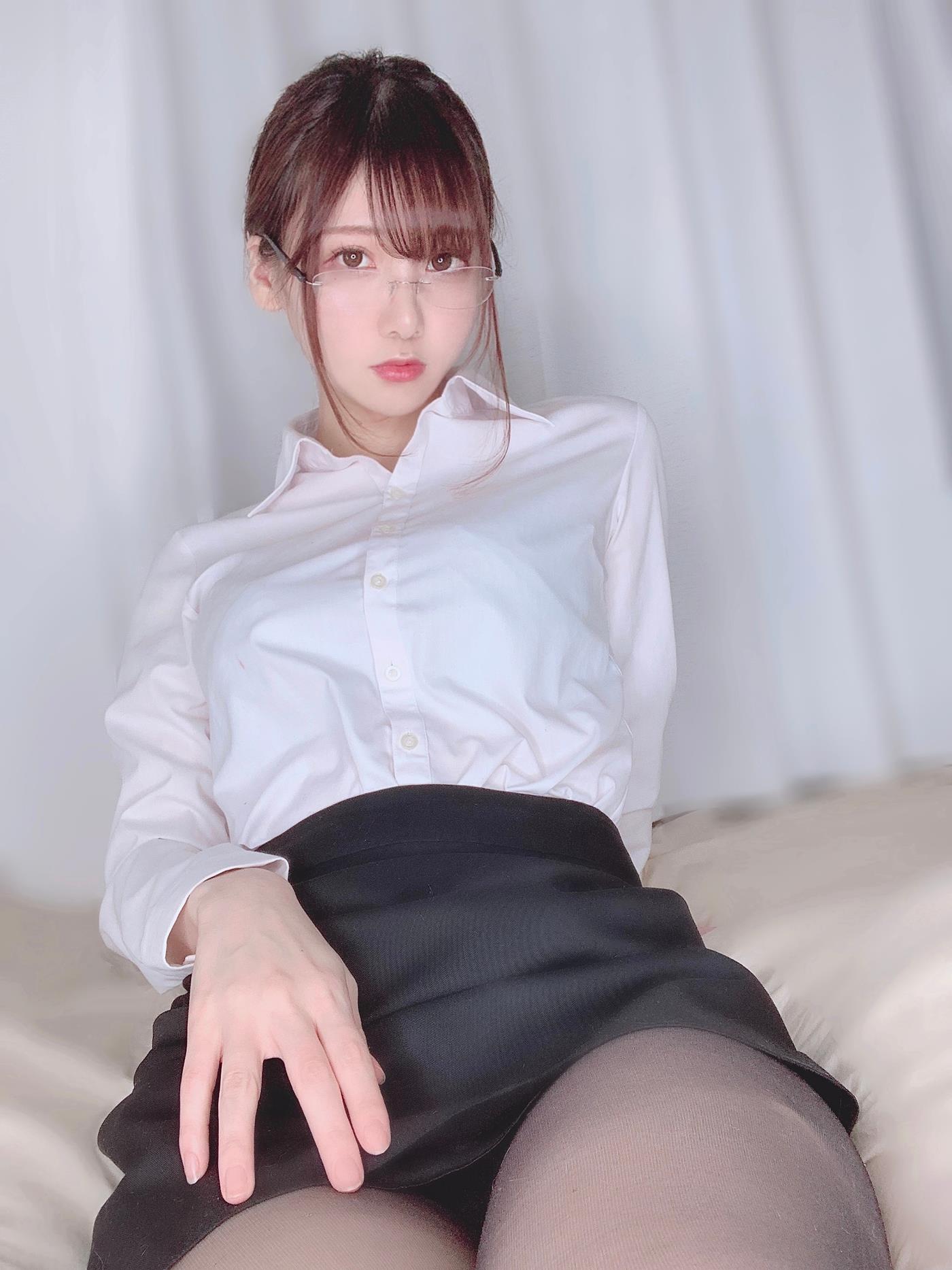 图片[33]-网紅Coser@.けん研(けんけん) Fantia-2020年5月合辑[84P] – 速更版-美库