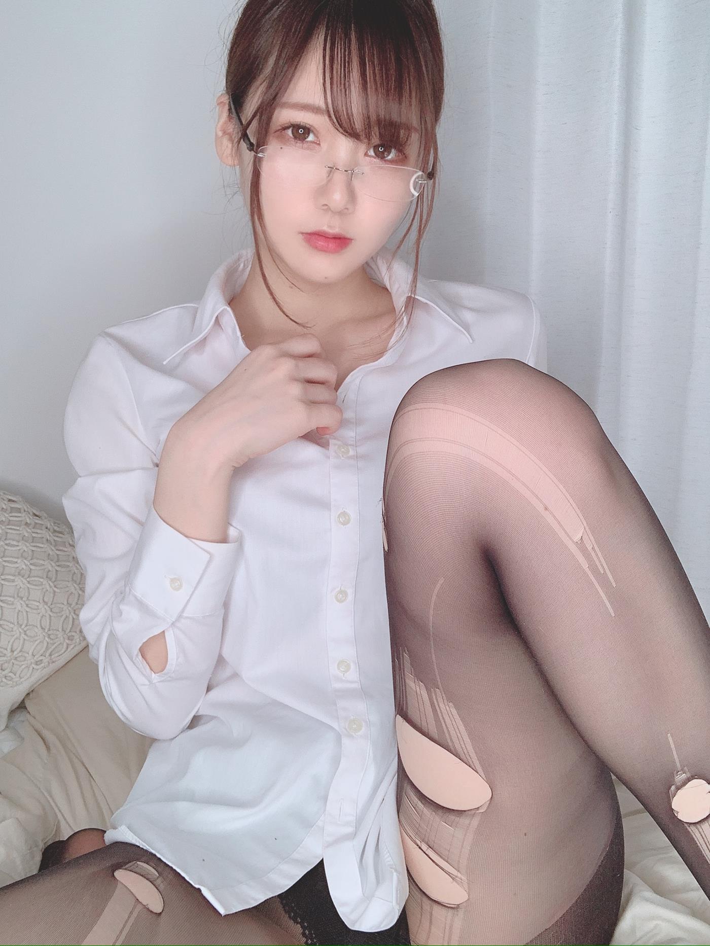 图片[79]-网紅Coser@.けん研(けんけん) Fantia-2020年5月合辑[84P] – 速更版-美库