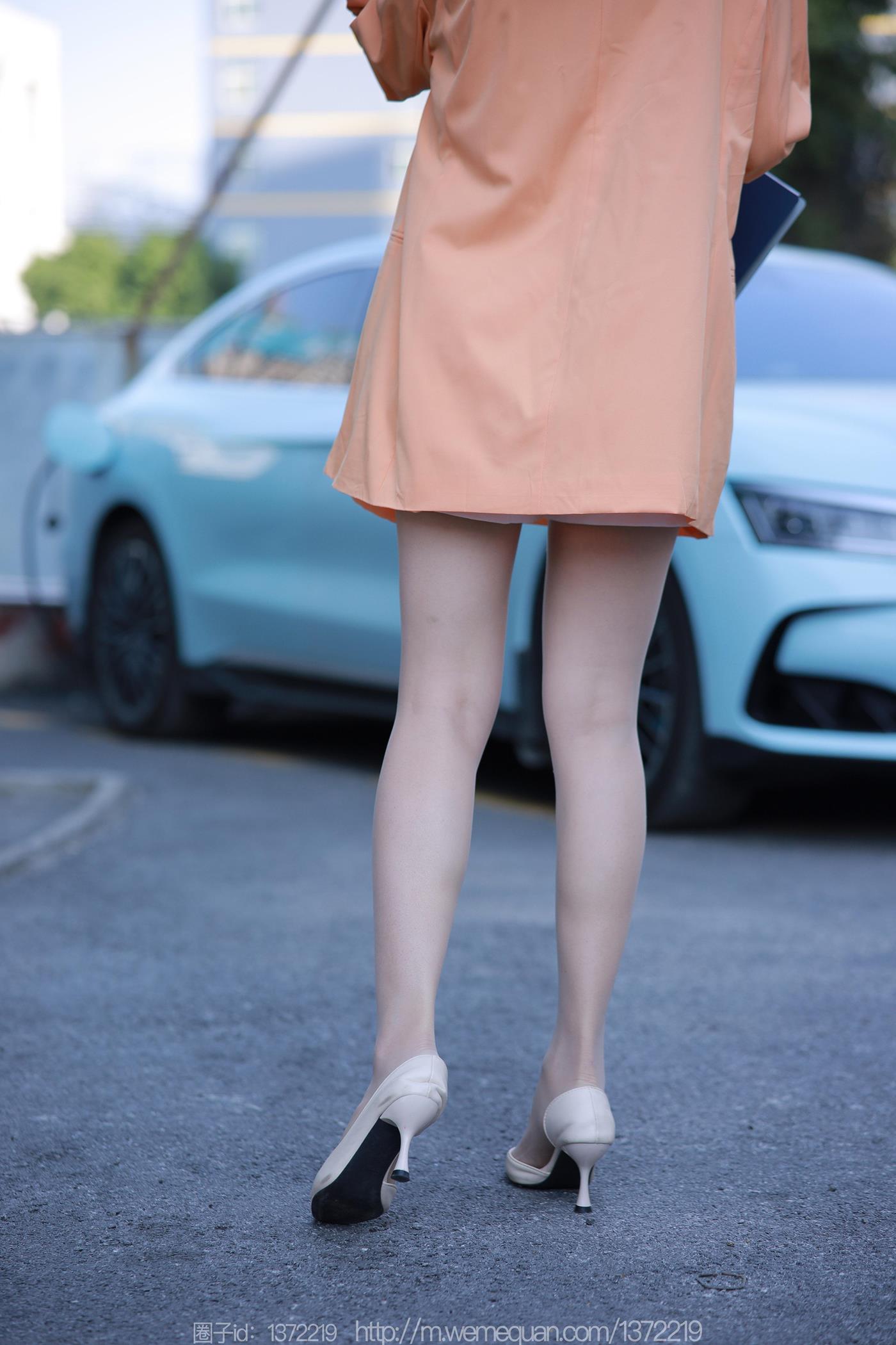 图片[13]-[IESS异思趣向] 2022.12.19 丝享家1303：小婕《橙色外套》[88P] – 速更版-美库