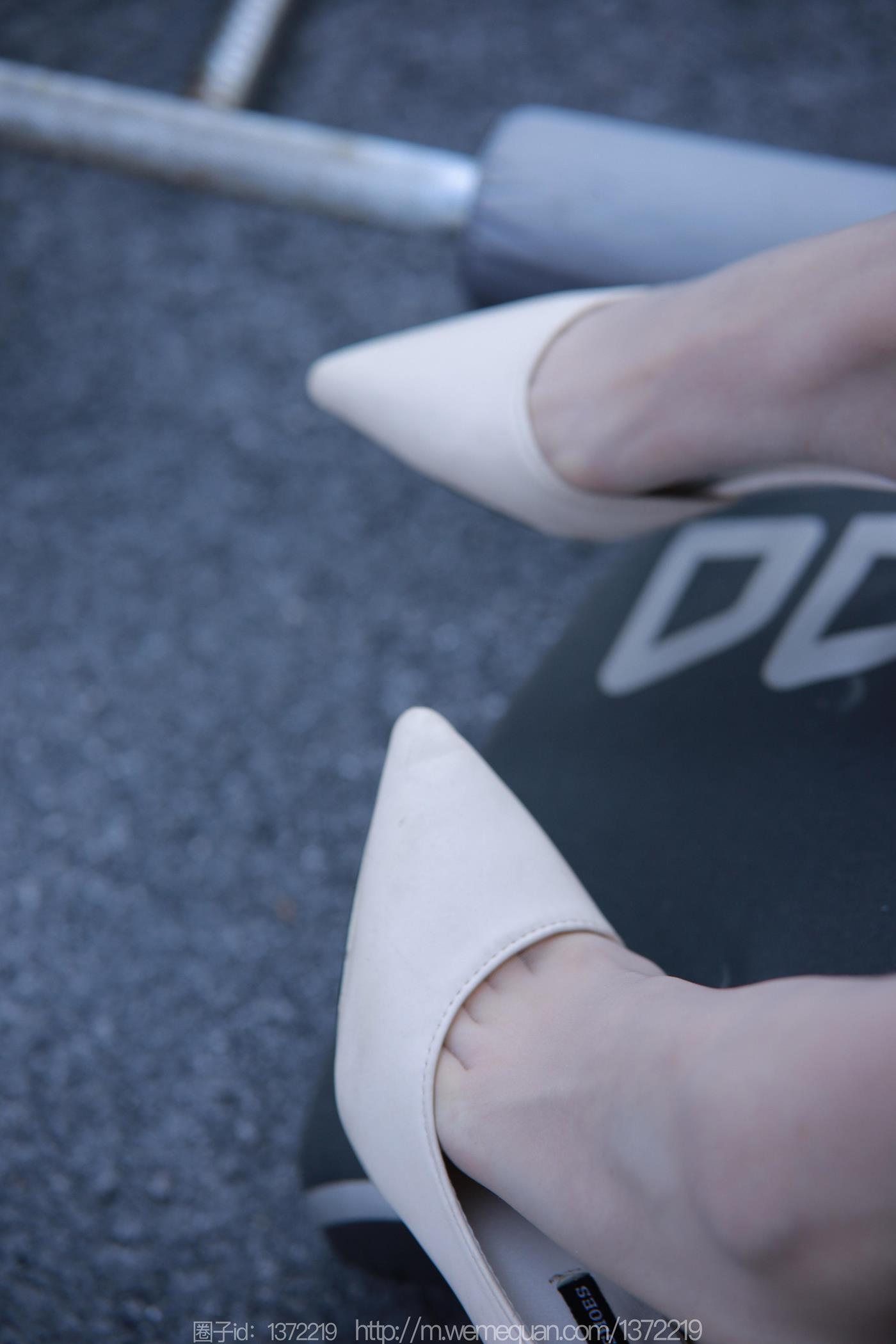 图片[41]-[IESS异思趣向] 2022.12.19 丝享家1303：小婕《橙色外套》[88P] – 速更版-美库