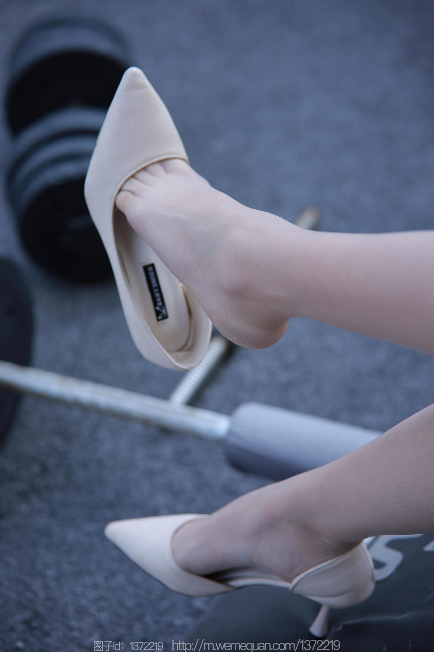 图片[43]-[IESS异思趣向] 2022.12.19 丝享家1303：小婕《橙色外套》[88P] – 速更版-美库