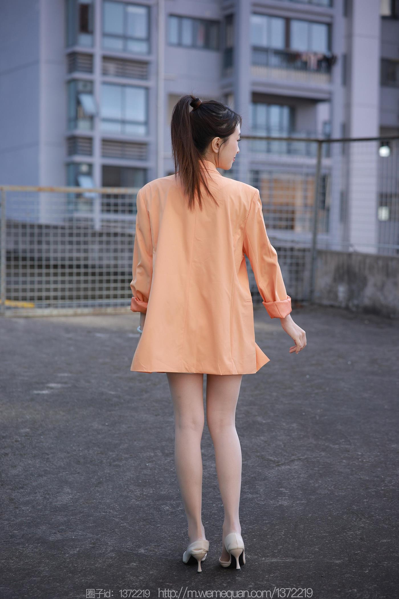 图片[71]-[IESS异思趣向] 2022.12.19 丝享家1303：小婕《橙色外套》[88P] – 速更版-美库