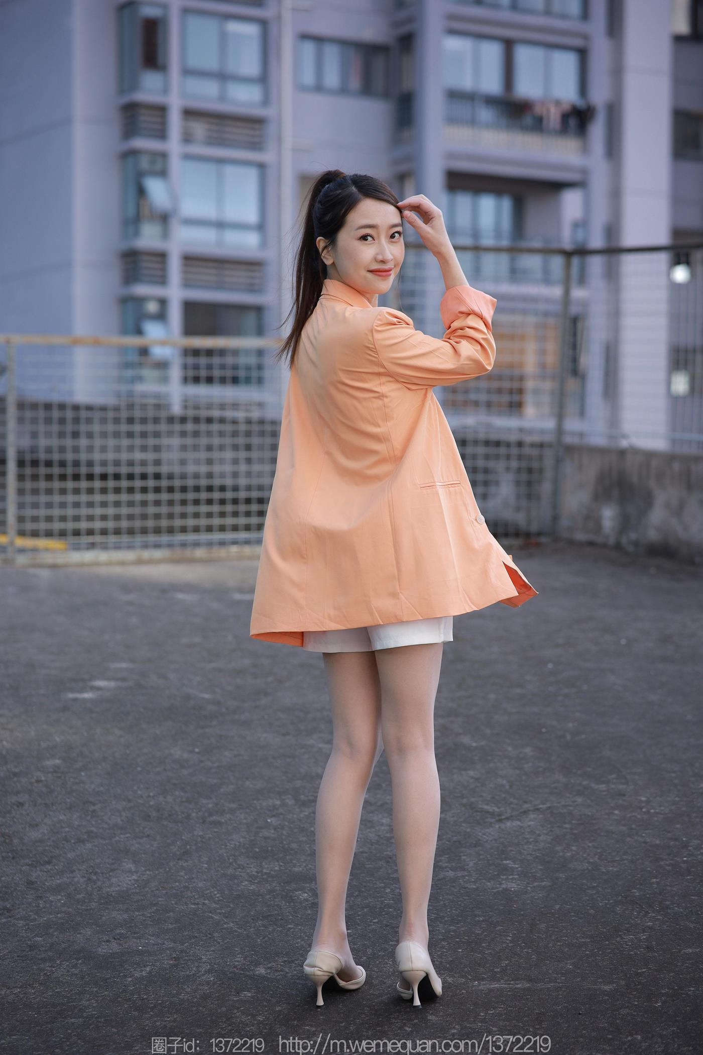 图片[72]-[IESS异思趣向] 2022.12.19 丝享家1303：小婕《橙色外套》[88P] – 速更版-美库