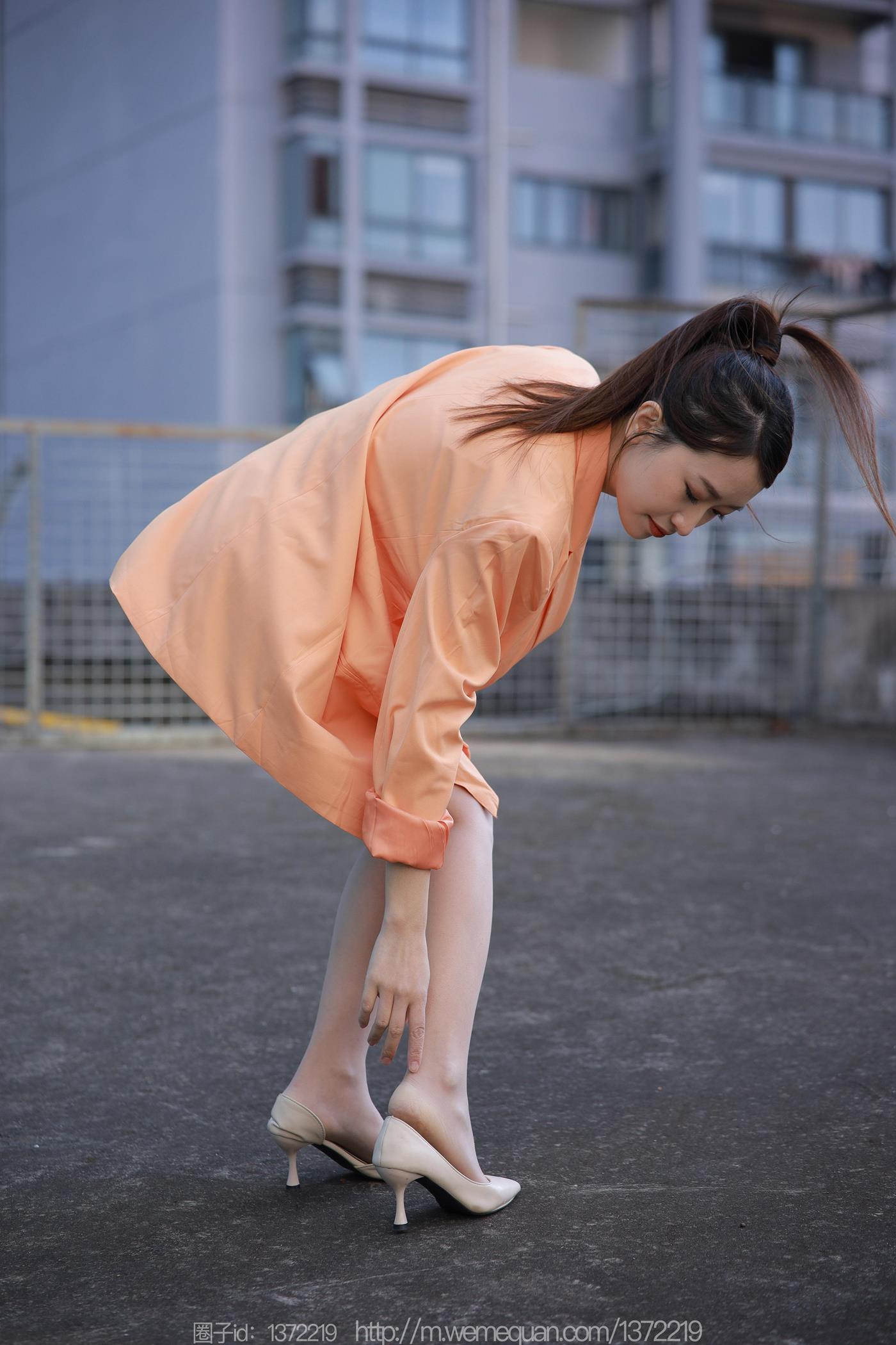 图片[73]-[IESS异思趣向] 2022.12.19 丝享家1303：小婕《橙色外套》[88P] – 速更版-美库