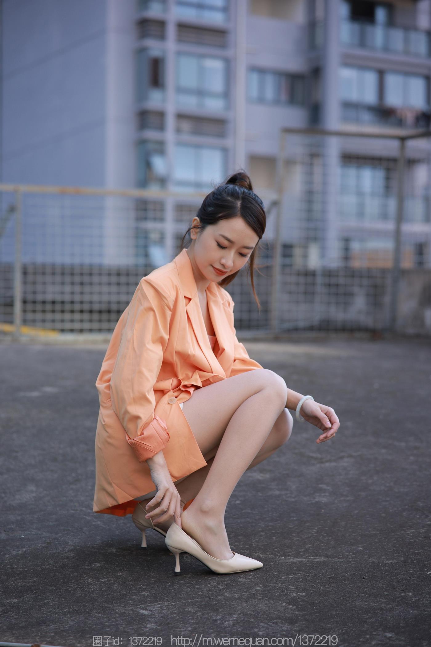 图片[74]-[IESS异思趣向] 2022.12.19 丝享家1303：小婕《橙色外套》[88P] – 速更版-美库