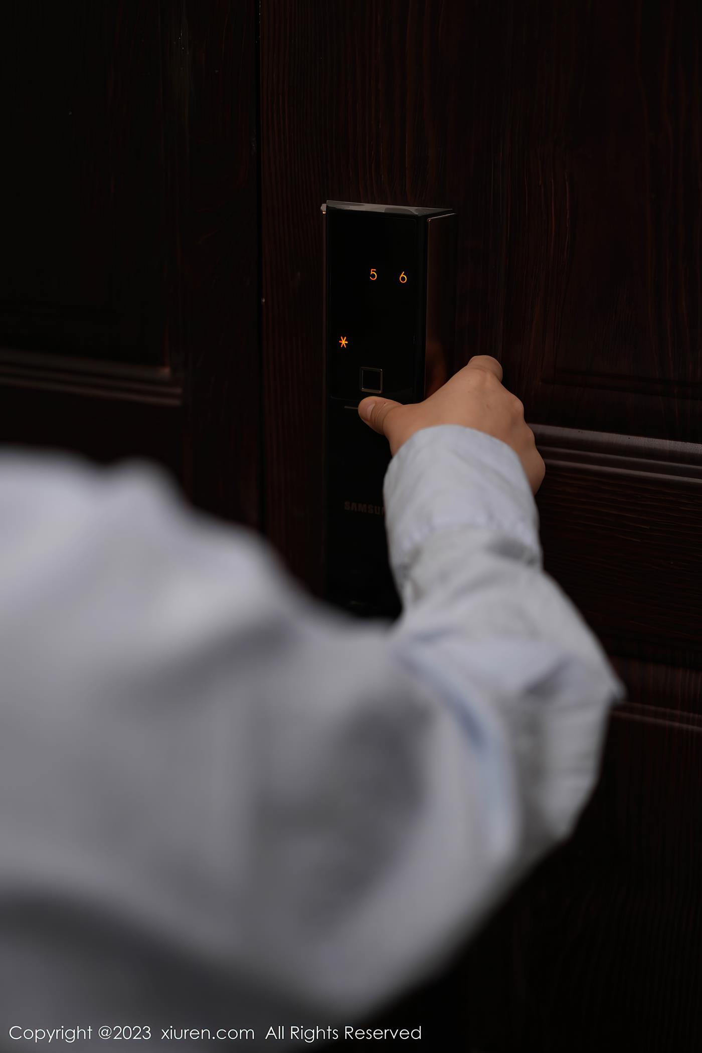 图片[10]-[Xiuren秀人网]2023.06.15 NO.6922 laura阿姣[26+1P] – 速更版-美库