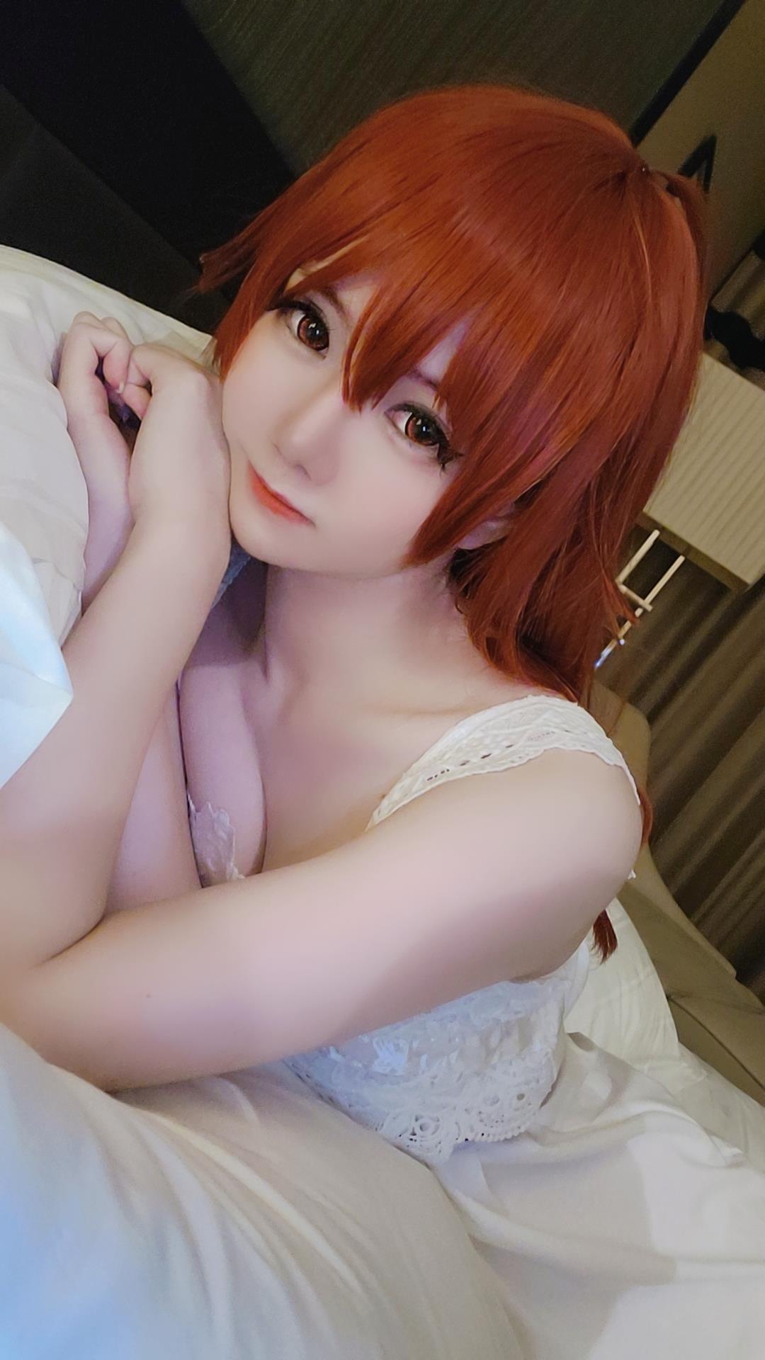 图片[16]-网紅Coser@马来西亚妹纸@Sally Dorasnow  Eris Greyrat-Sleepwear[25P] – 速更版-美库