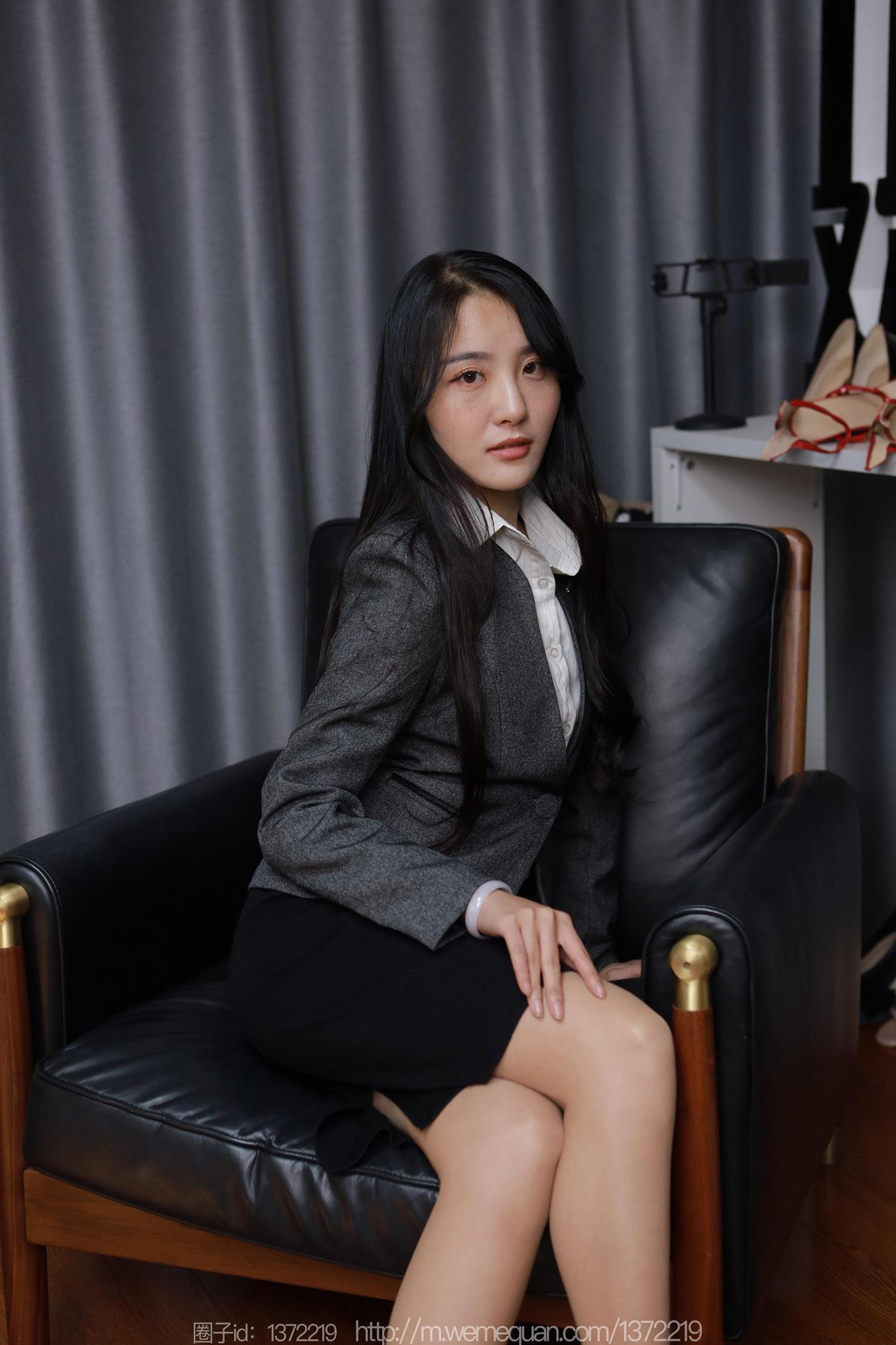 图片[48]-[IESS异思趣向] 2022.12.21 丝享家1305：婉萍《白色高跟鞋》[90P] – 速更版-美库