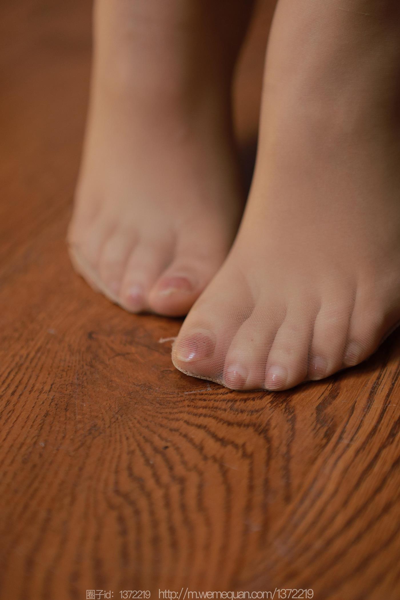 图片[71]-[IESS异思趣向] 2022.12.21 丝享家1305：婉萍《白色高跟鞋》[90P] – 速更版-美库