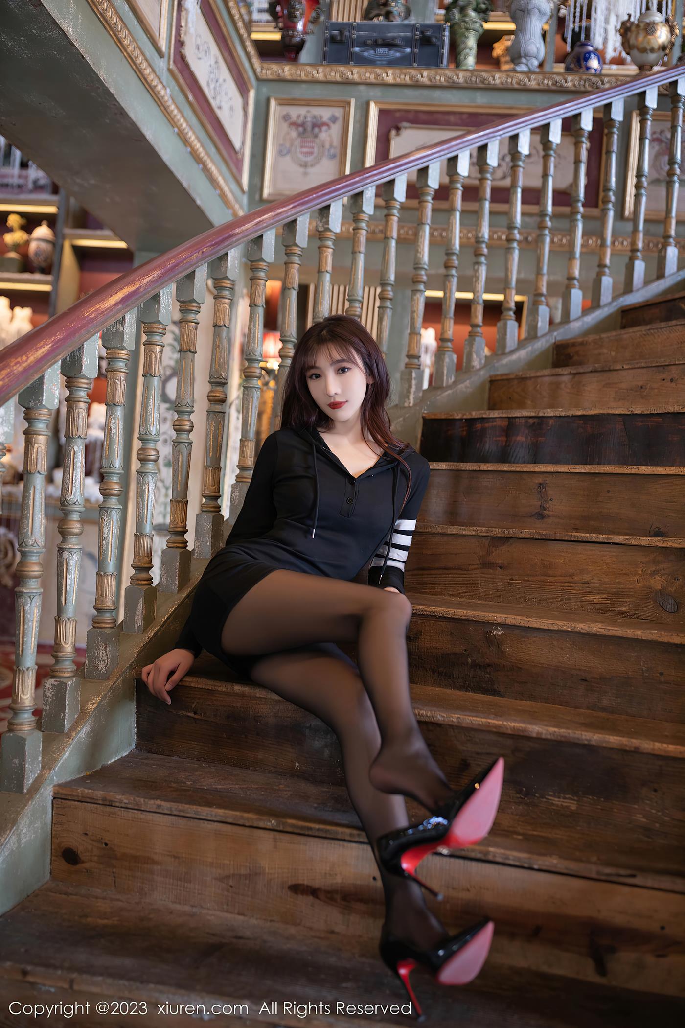 图片[35]-[Xiuren秀人网]2023.06.15 NO.6925 陆萱萱[35+1P] – 速更版-美库