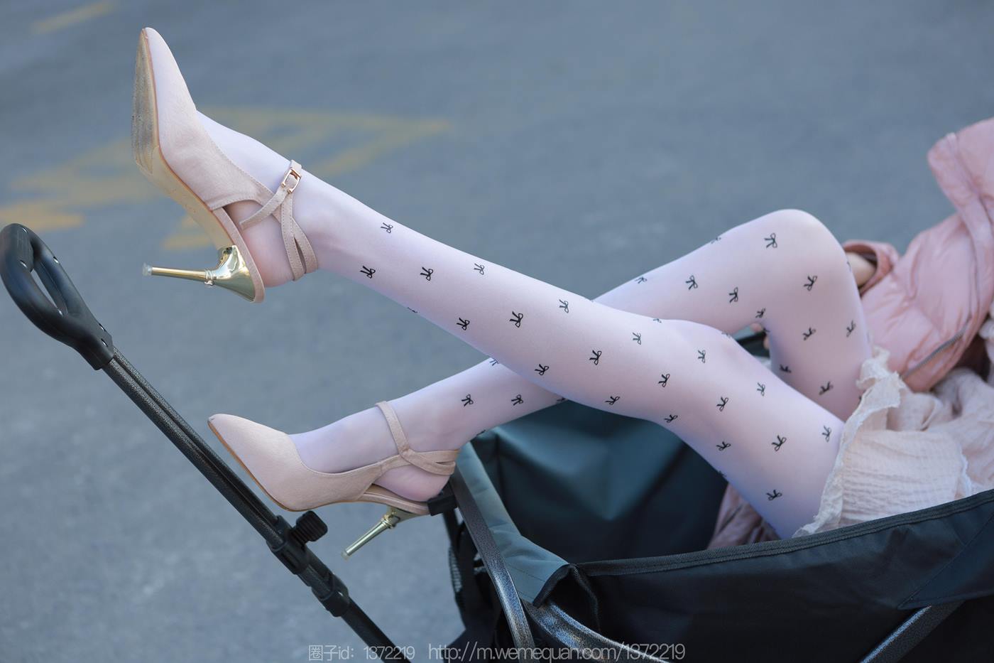 图片[11]-[IESS异思趣向] 2022.12.23 丝享家1307：团团《长腿推车》[84P] – 速更版-美库