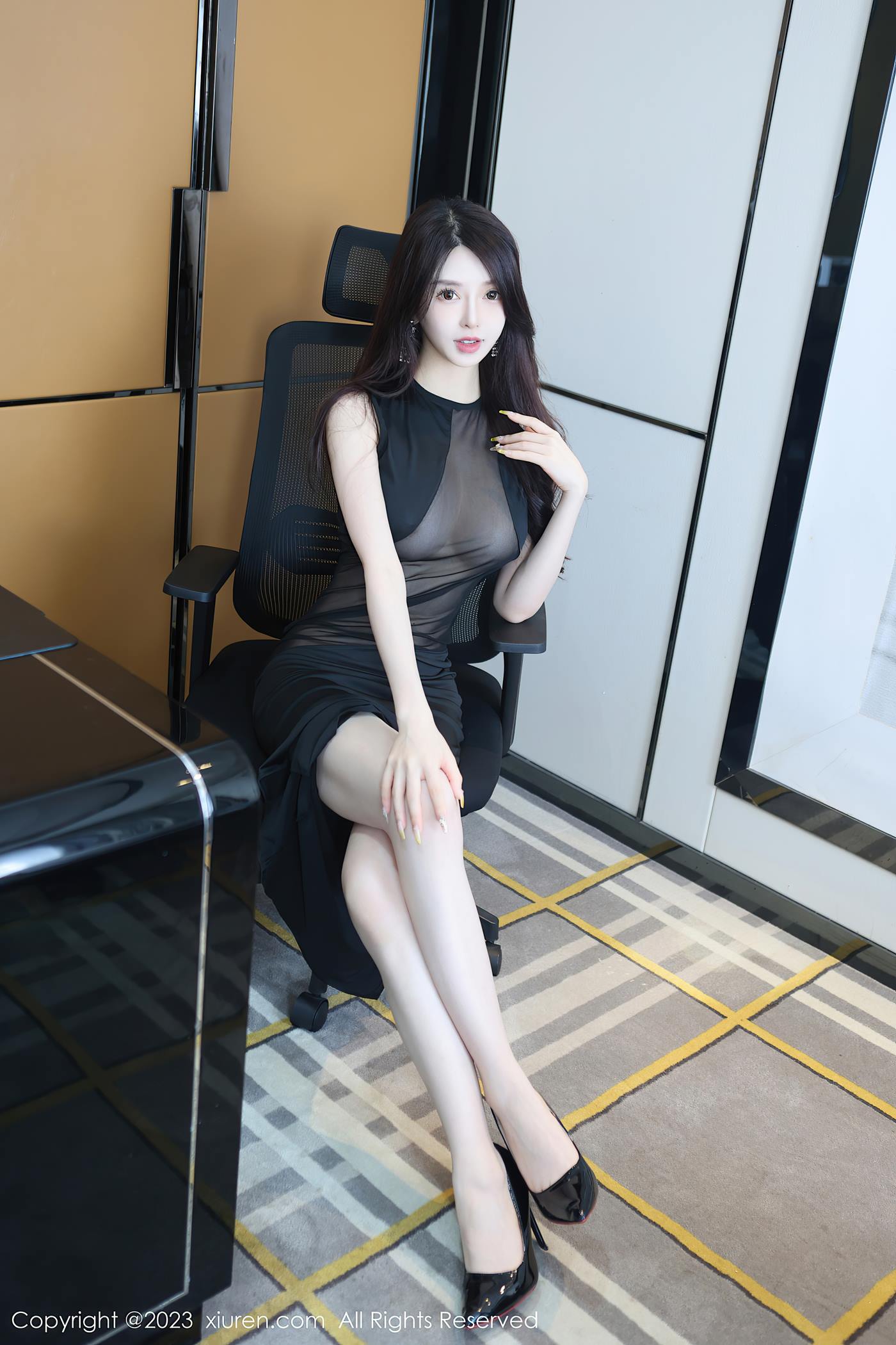 图片[41]-[XiuRen秀人网] 2023.06.19 No.6937 玉兔miki 丝袜美腿[44P] – 速更版-美库