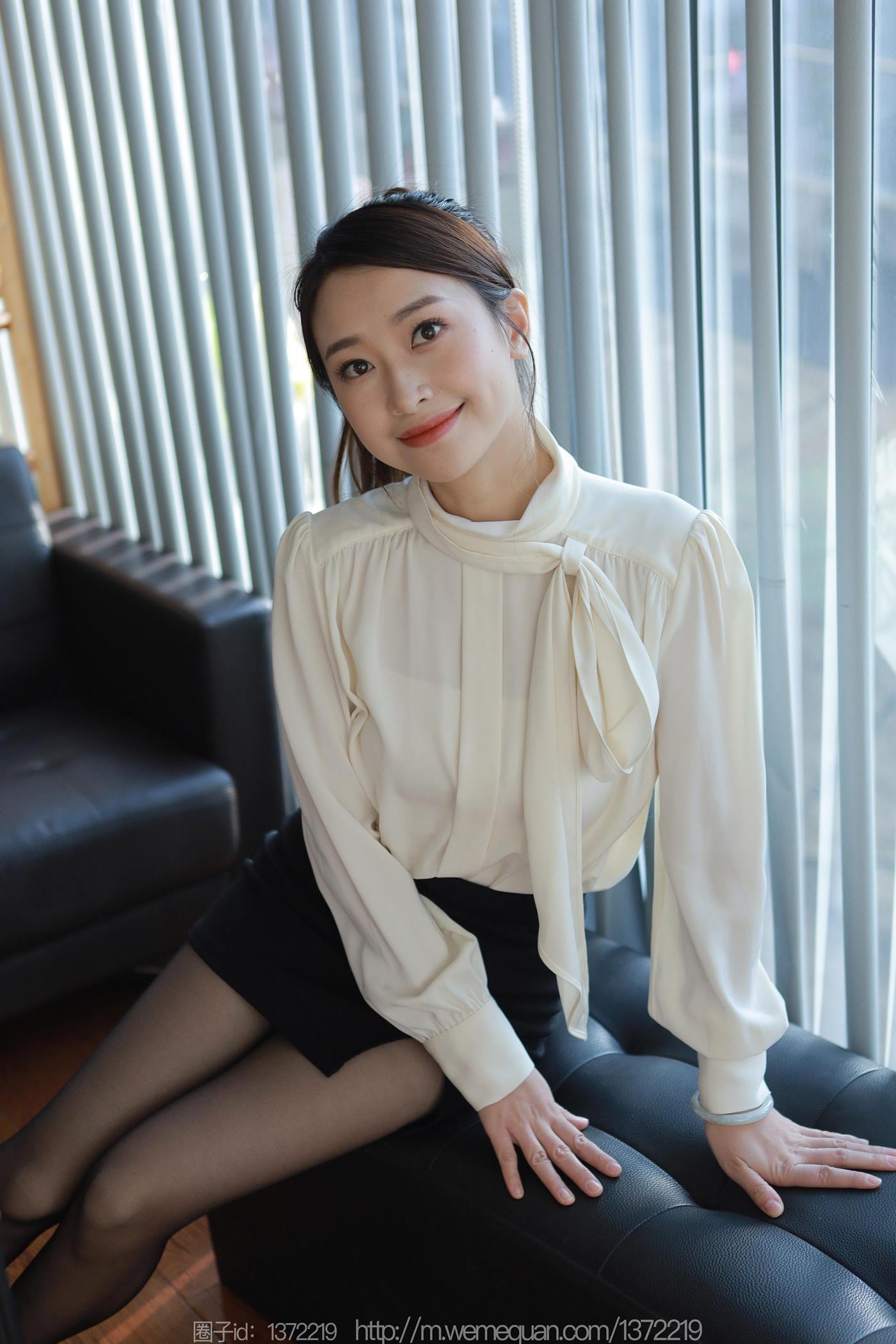 图片[82]-[IESS异思趣向] 2022.12.24 丝享家1308：小婕《镜前佳人》[83P] – 速更版-美库